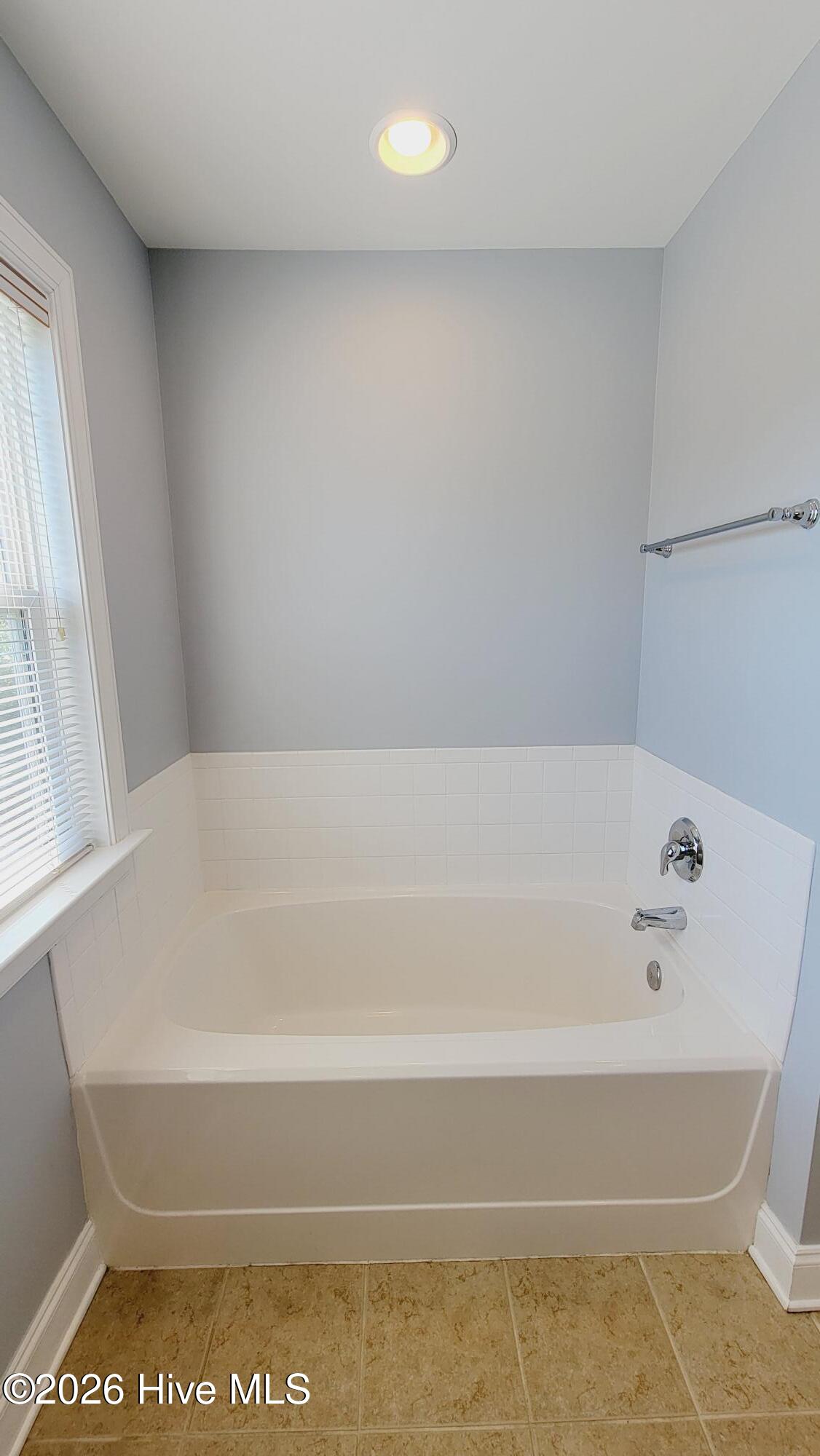 100569507 | Photo 27