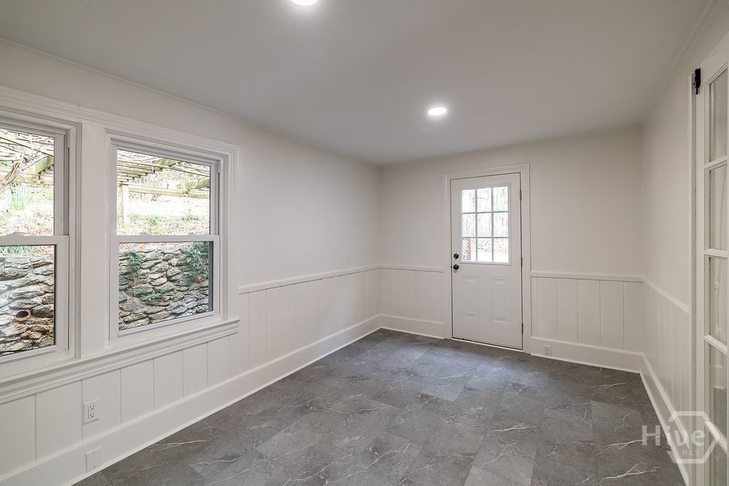 Flex space/Mudroom/Sunroom/Office