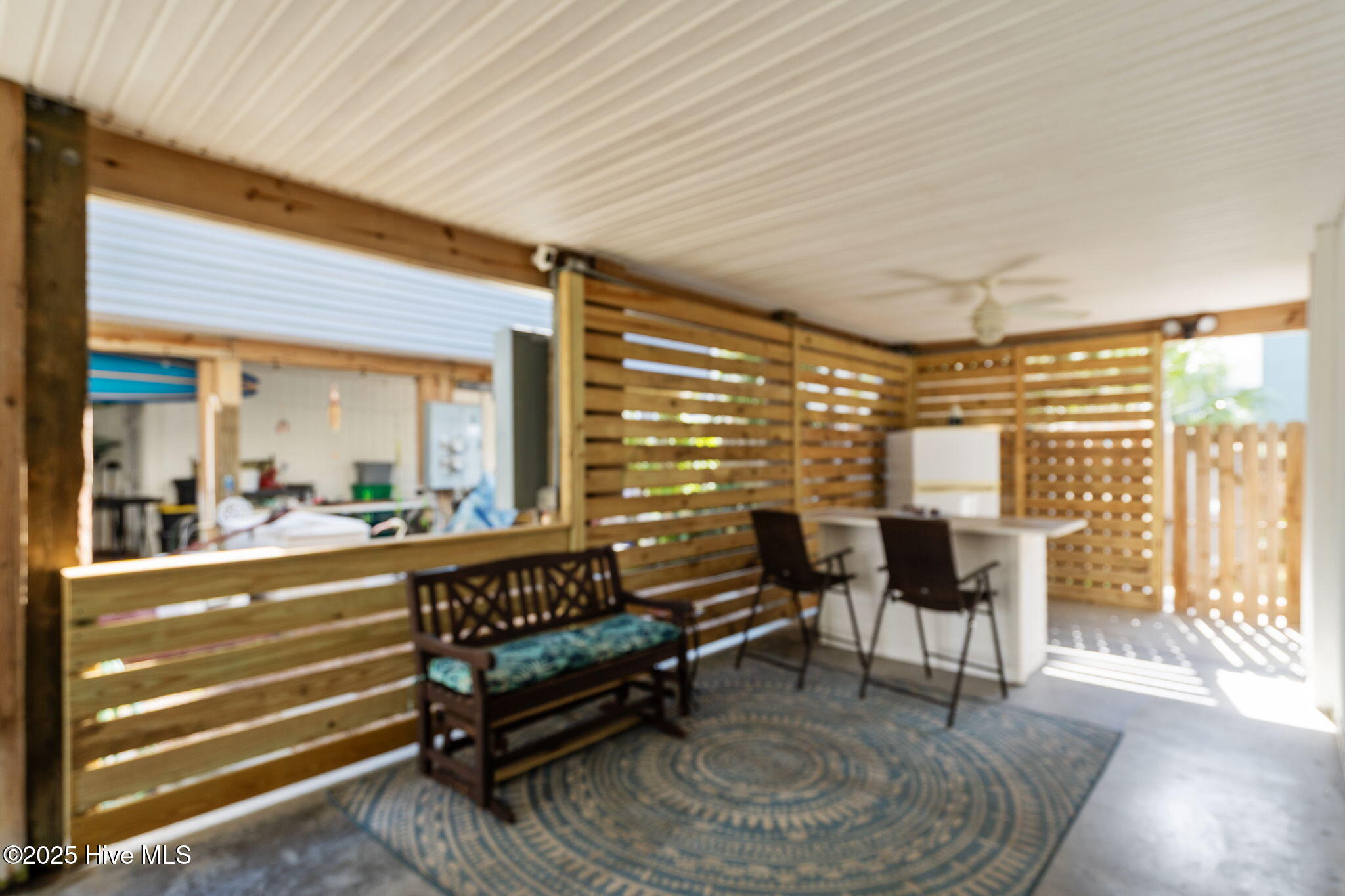 100522294 | Photo 42