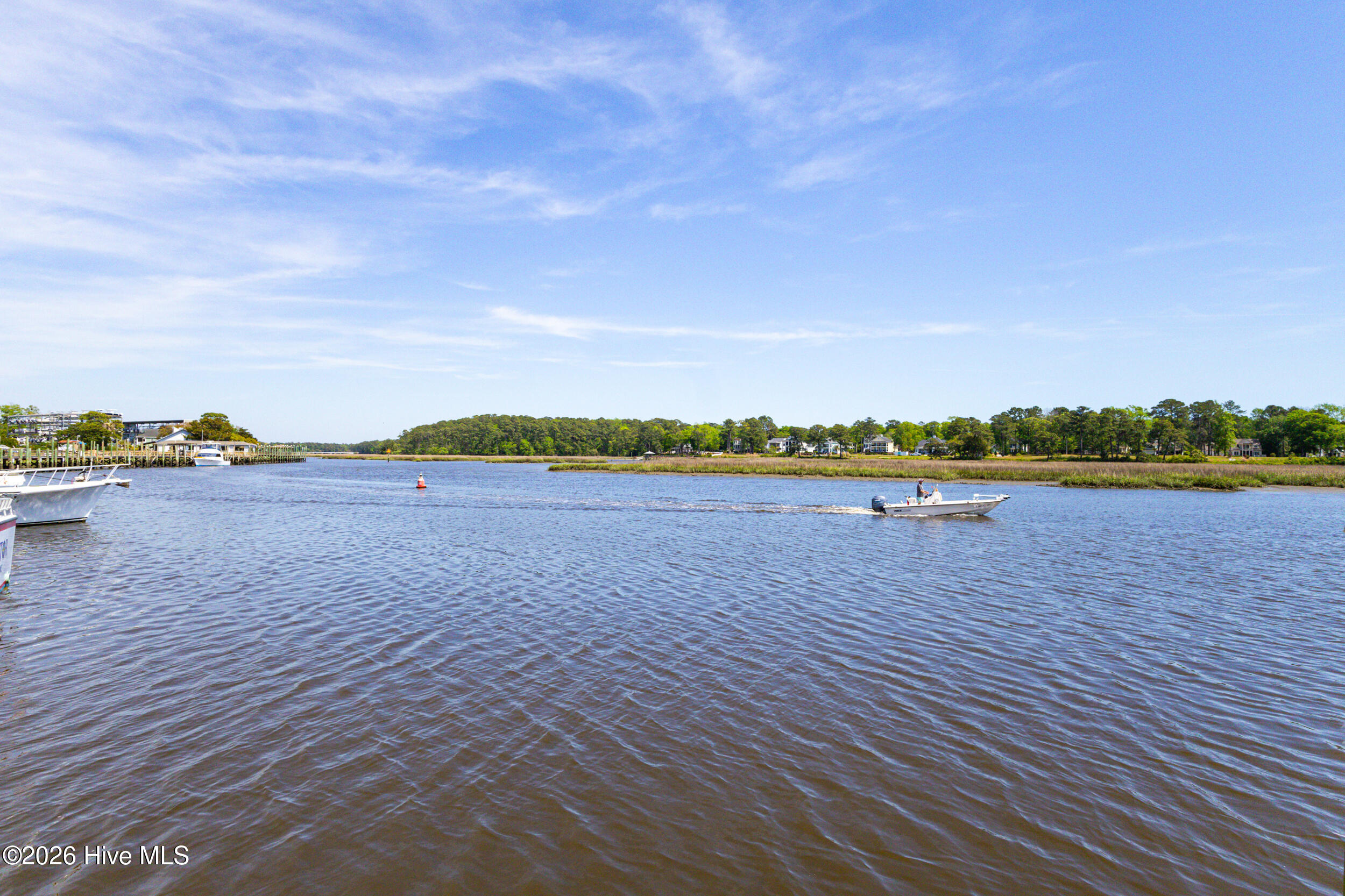 100568035 | Photo 27