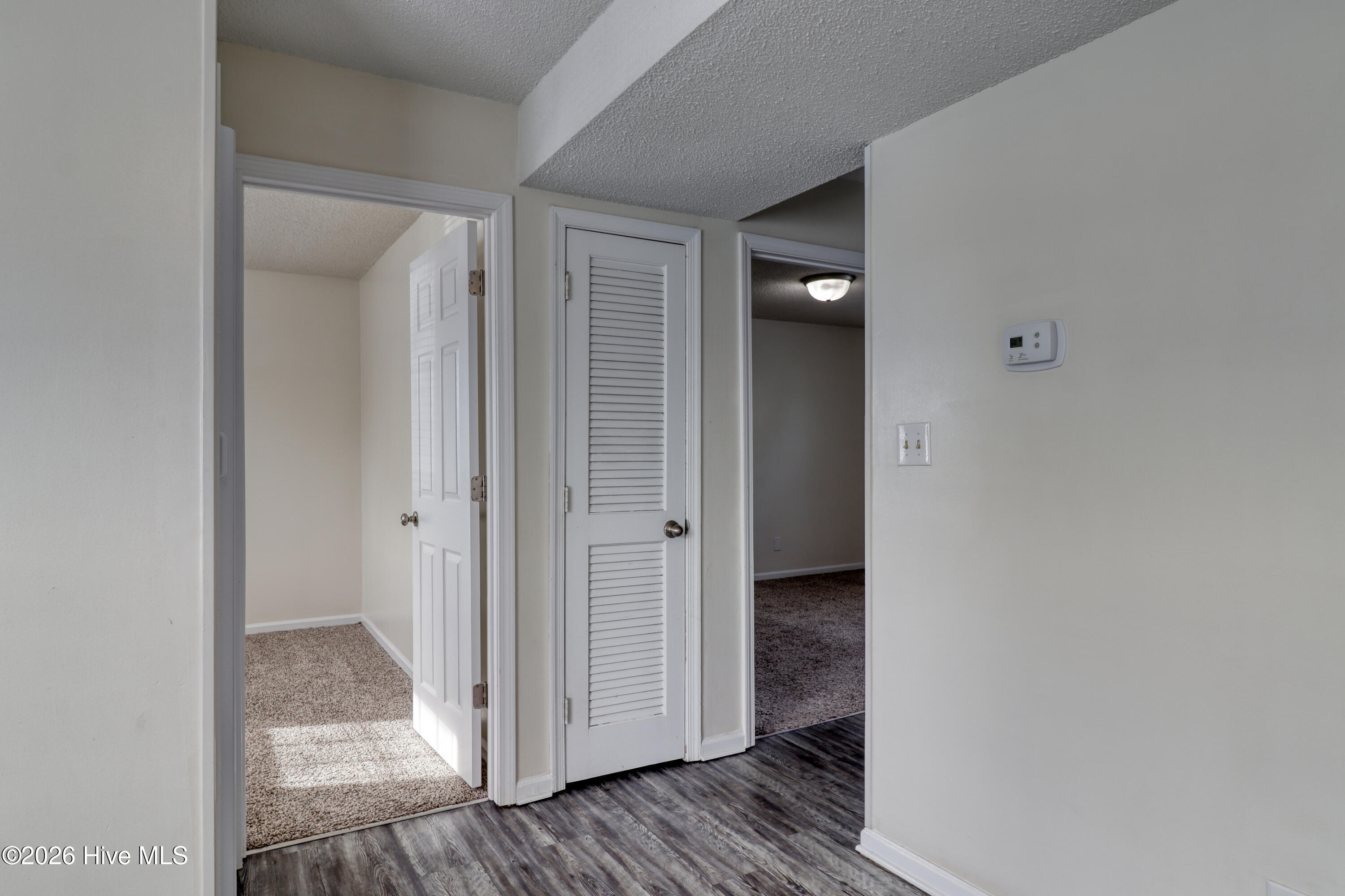 100552101 | Photo 10