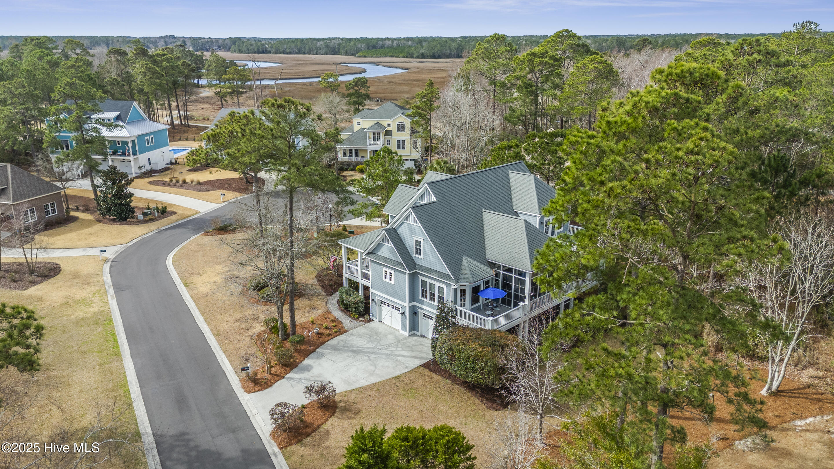 100493610 | Photo 106