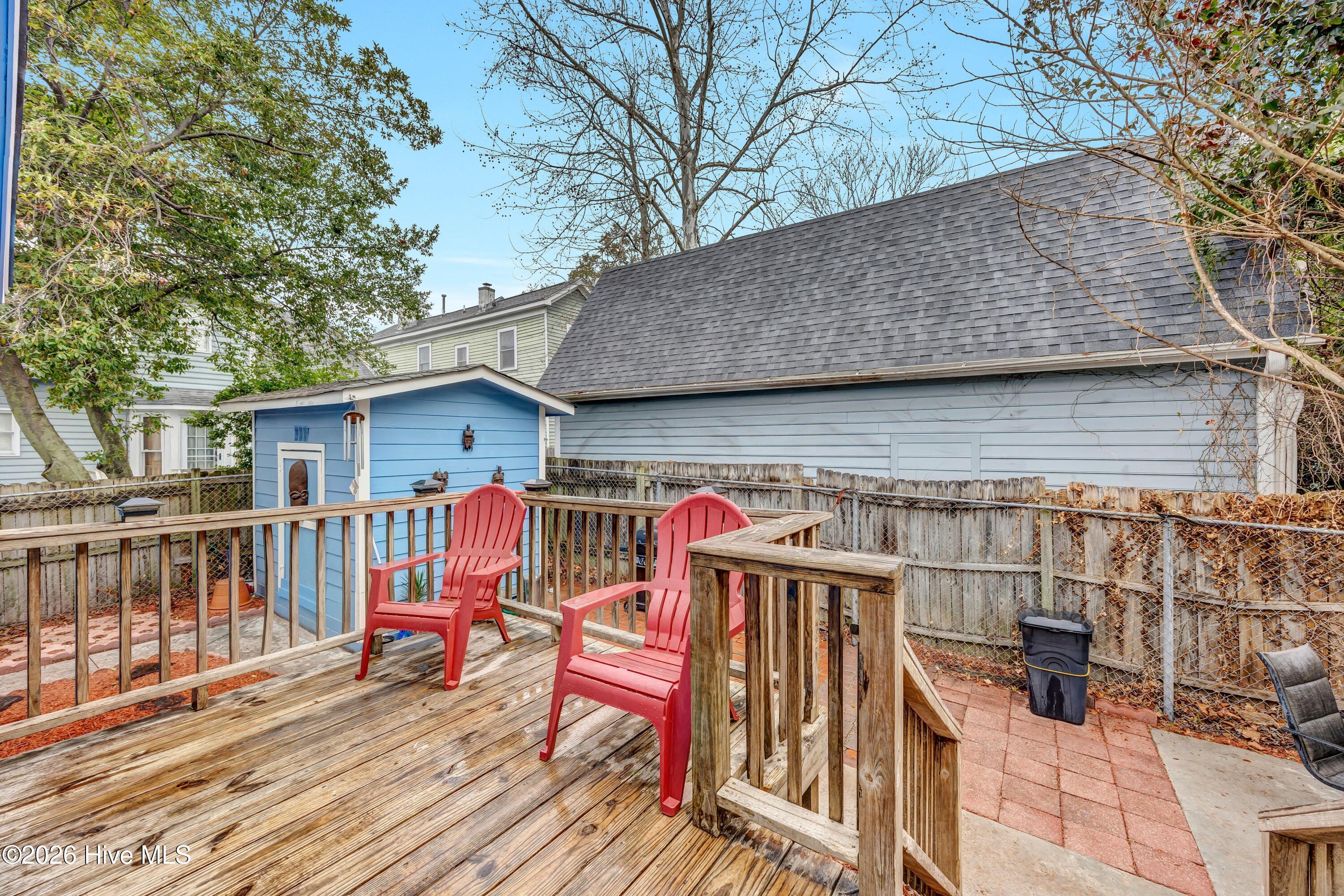 100554275 | Photo 19