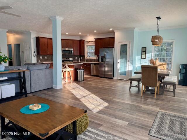 100545035 | Photo 25