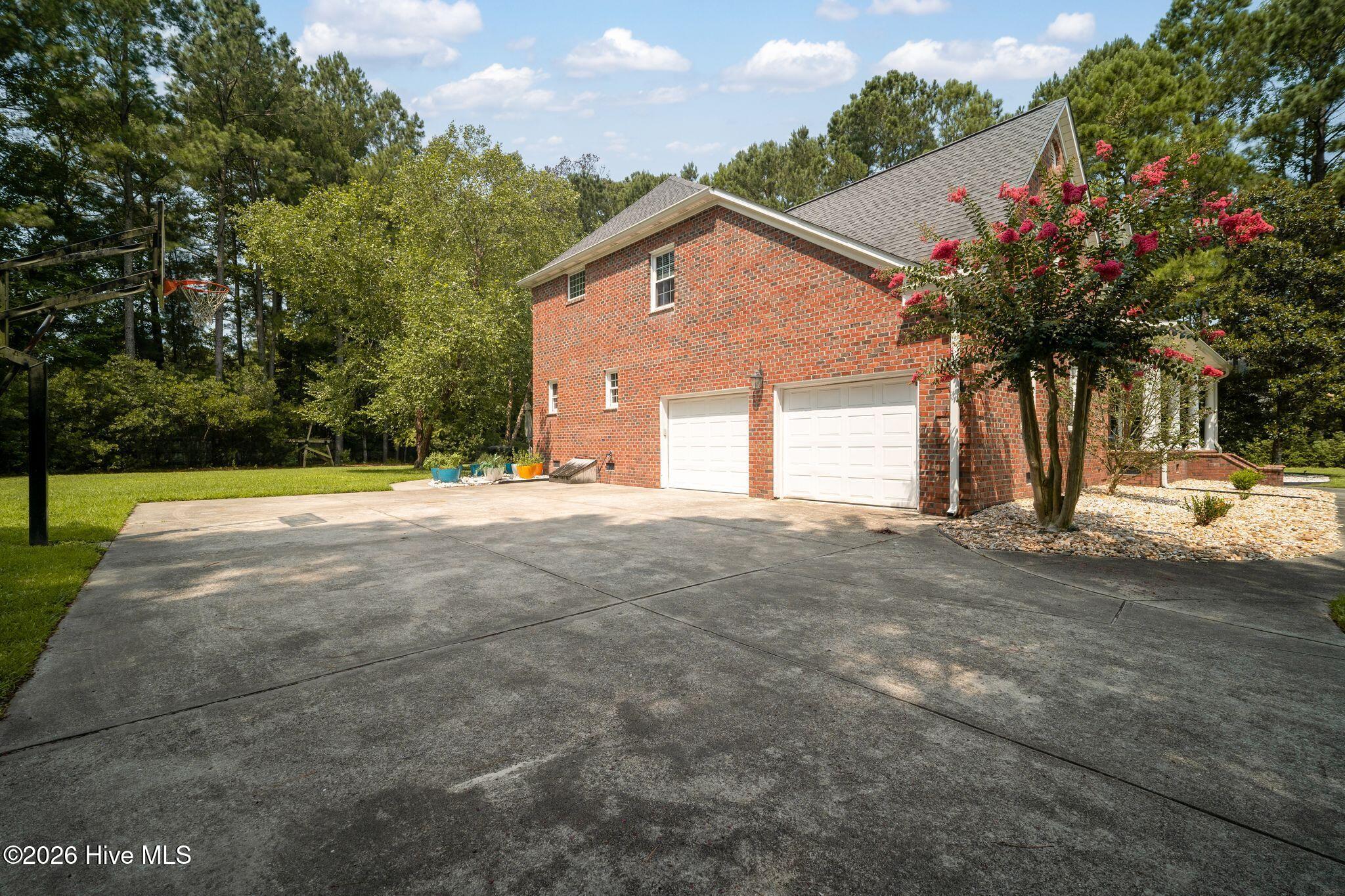 2003 Grenville Court,Trent Woods
