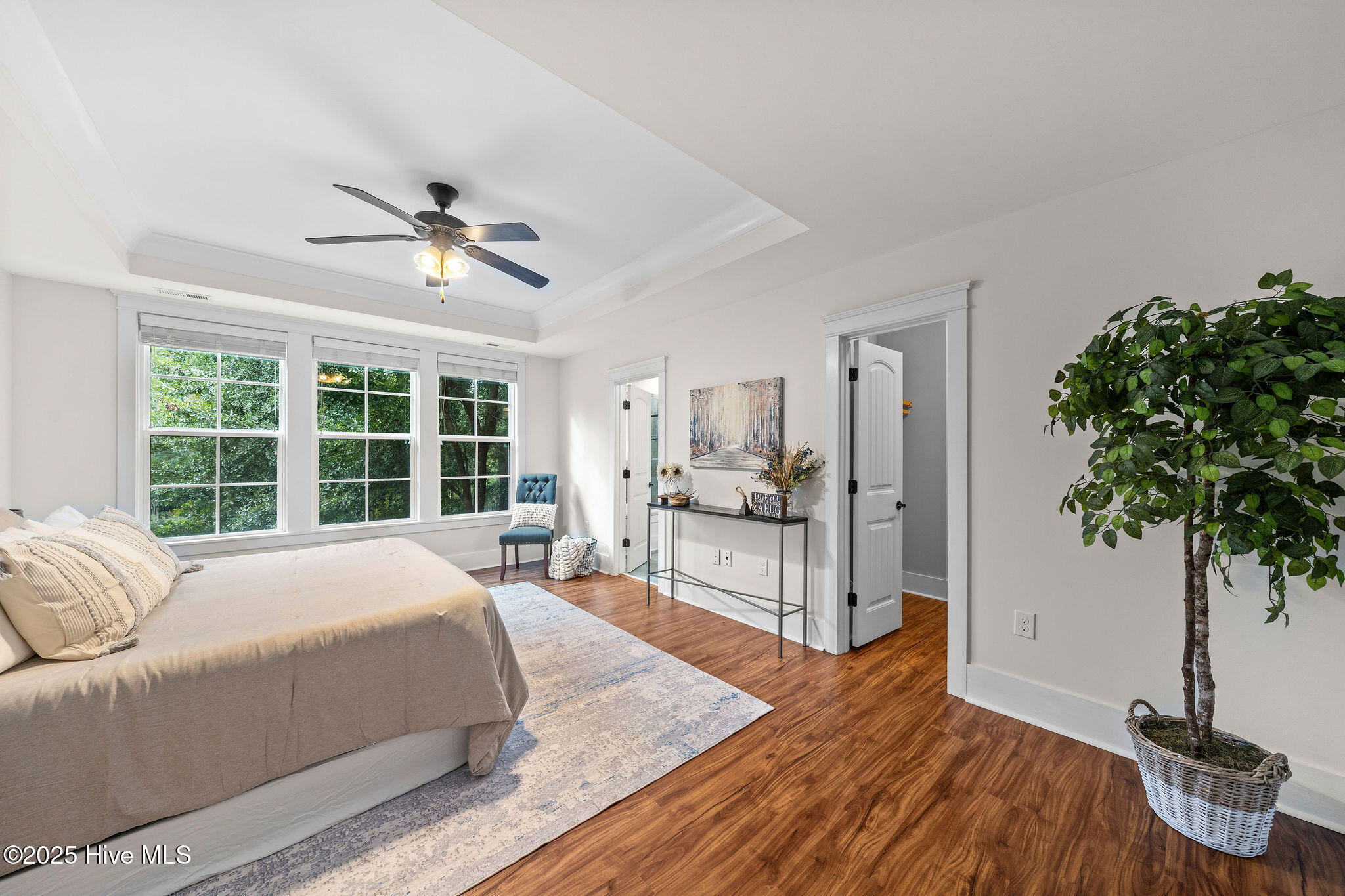 100536544 | Photo 34