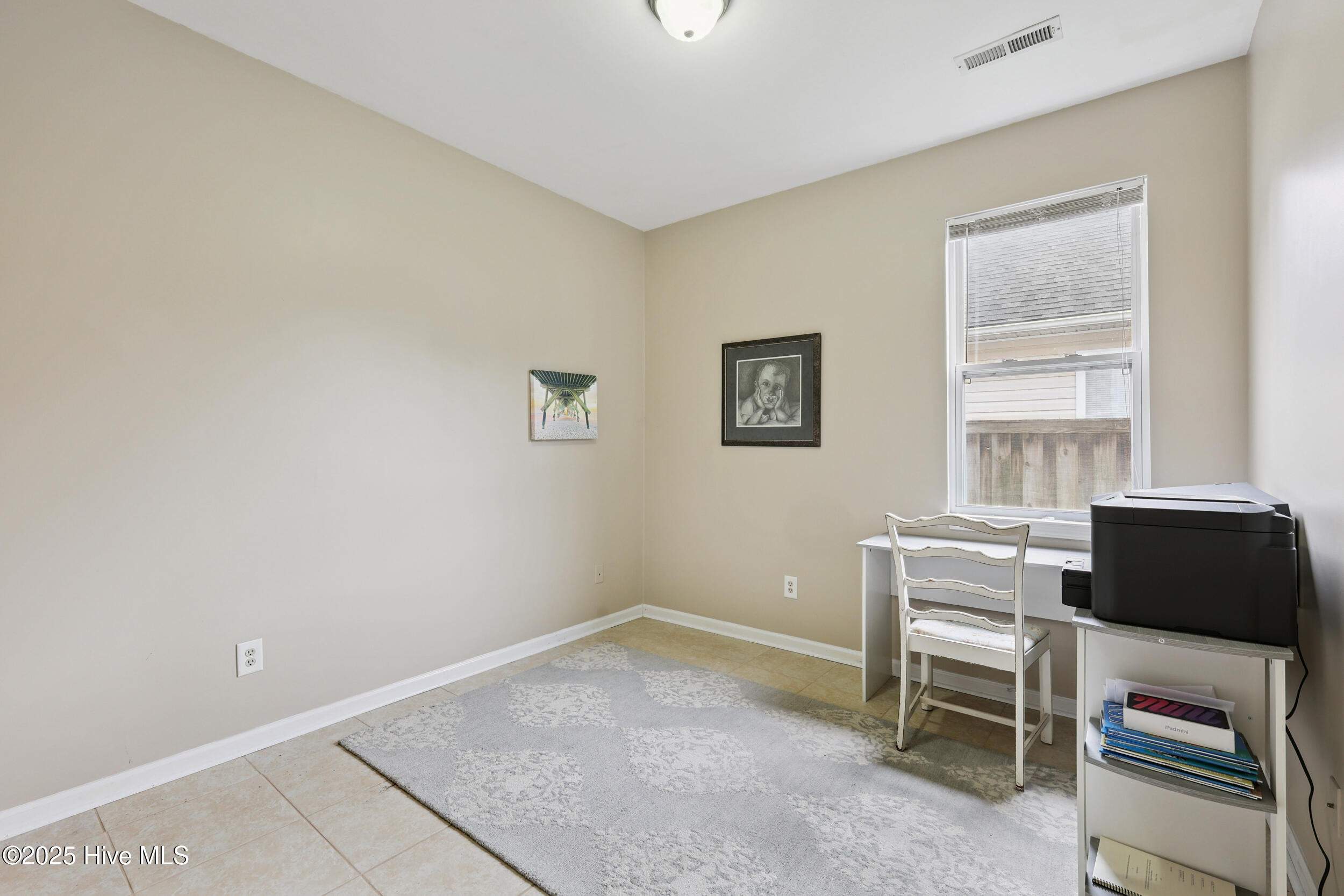 100520653 | Photo 10