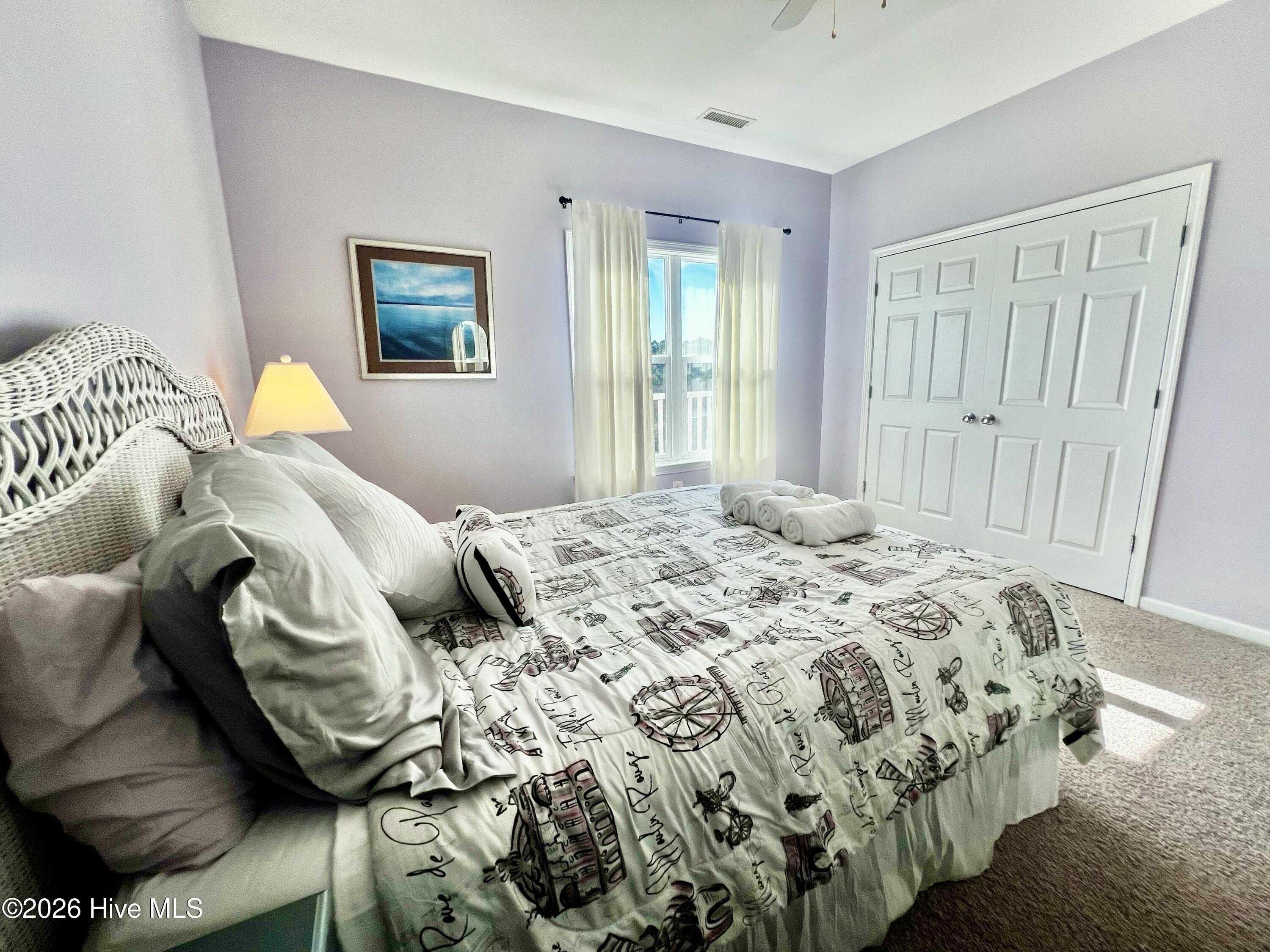 100550987 | Photo 22