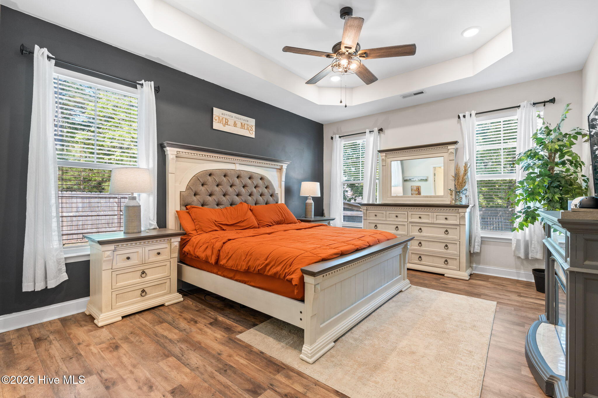 100569601 | Photo 15