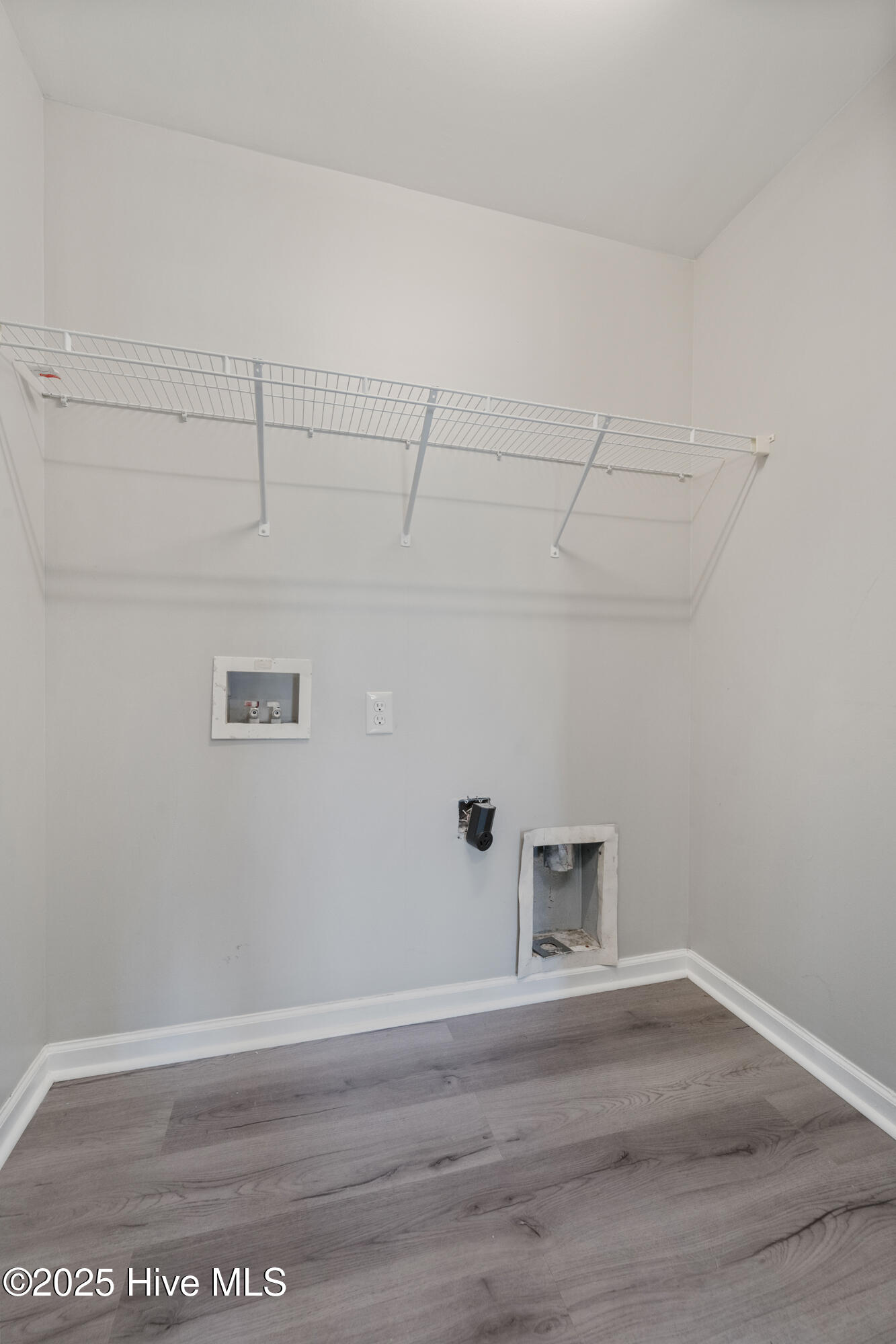 100529060 | Photo 37