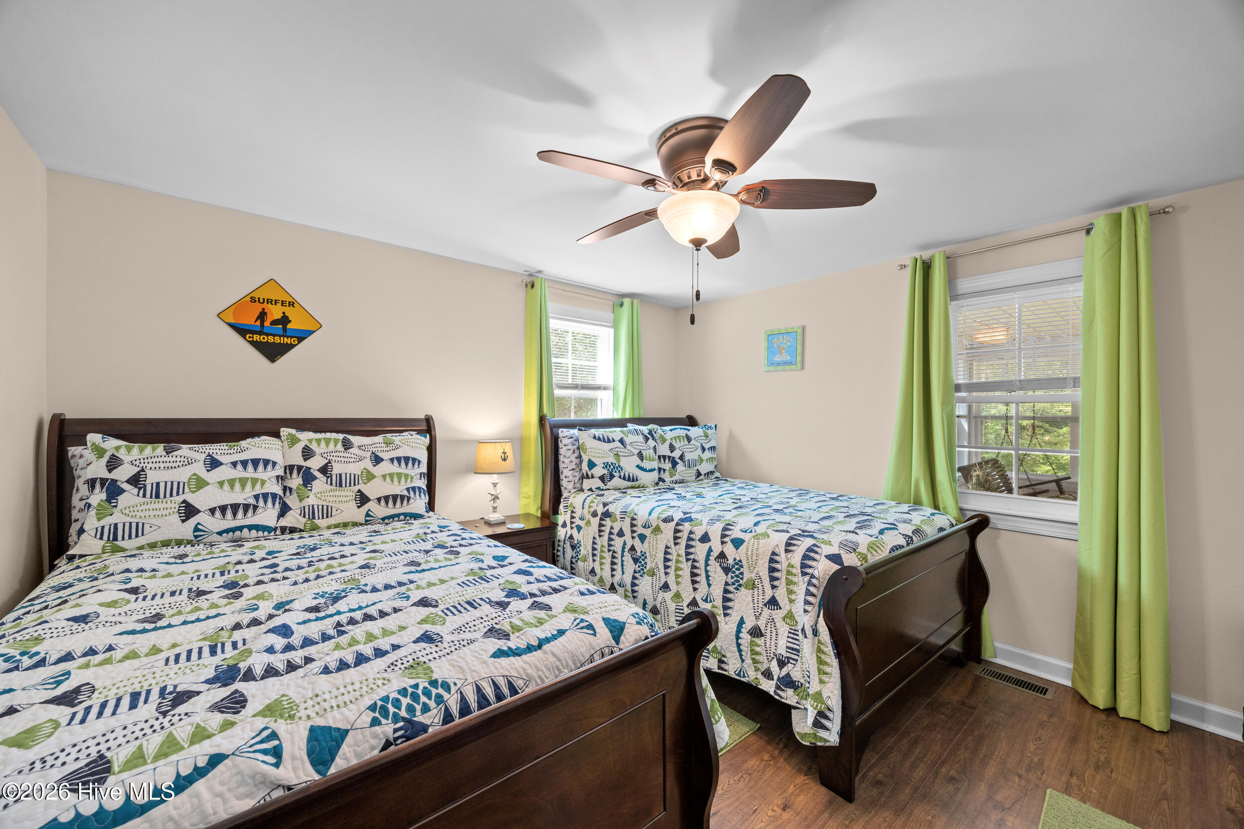 100567287 | Photo 29