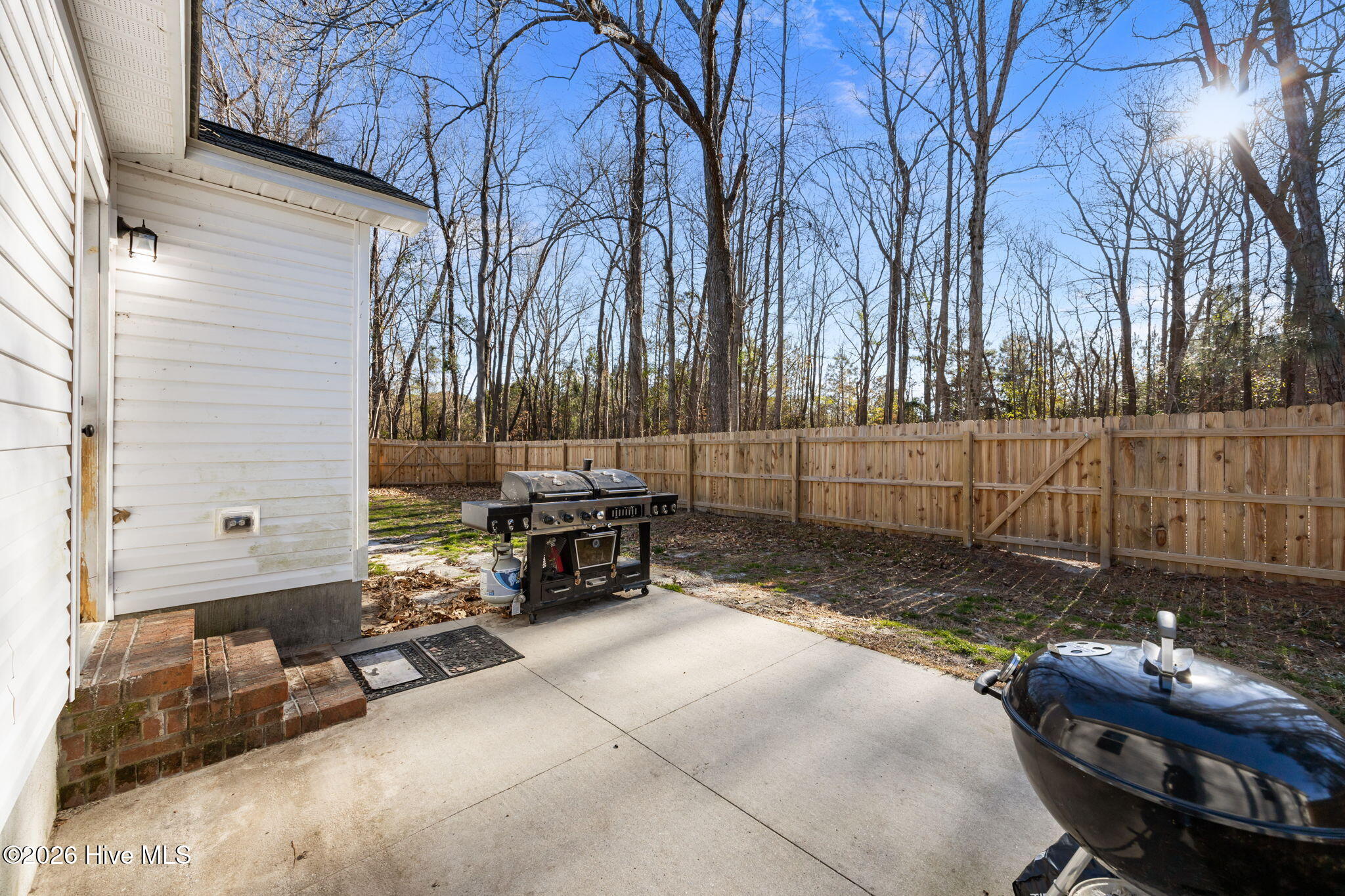 100553679 | Photo 42