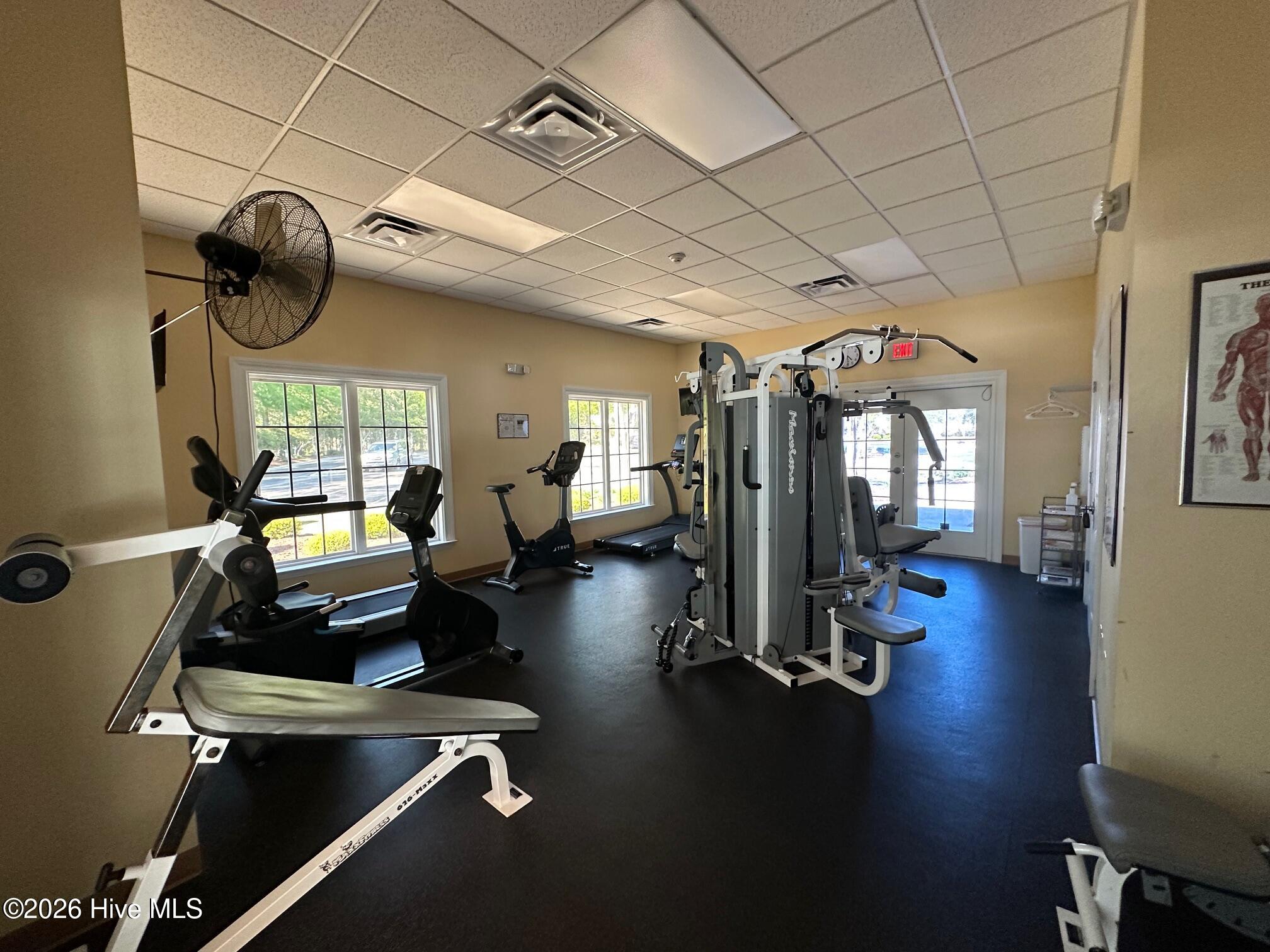 100565130 | Photo 54