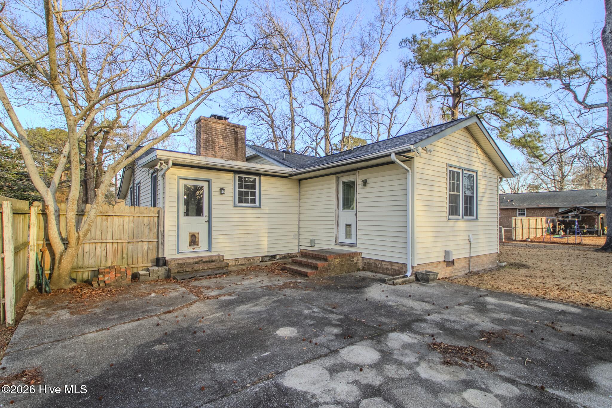 100552171 | Photo 28