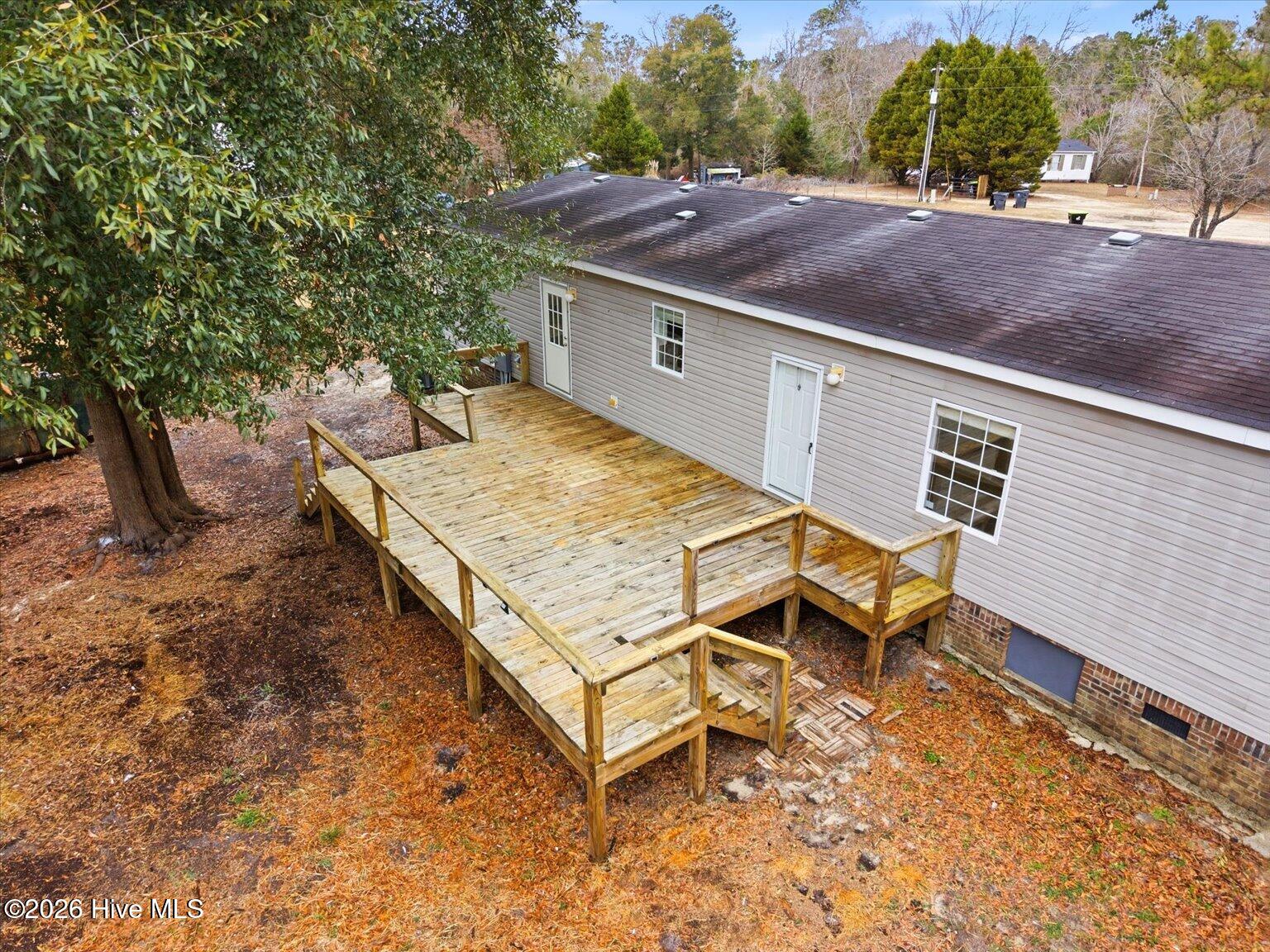 100551376 | Photo 28