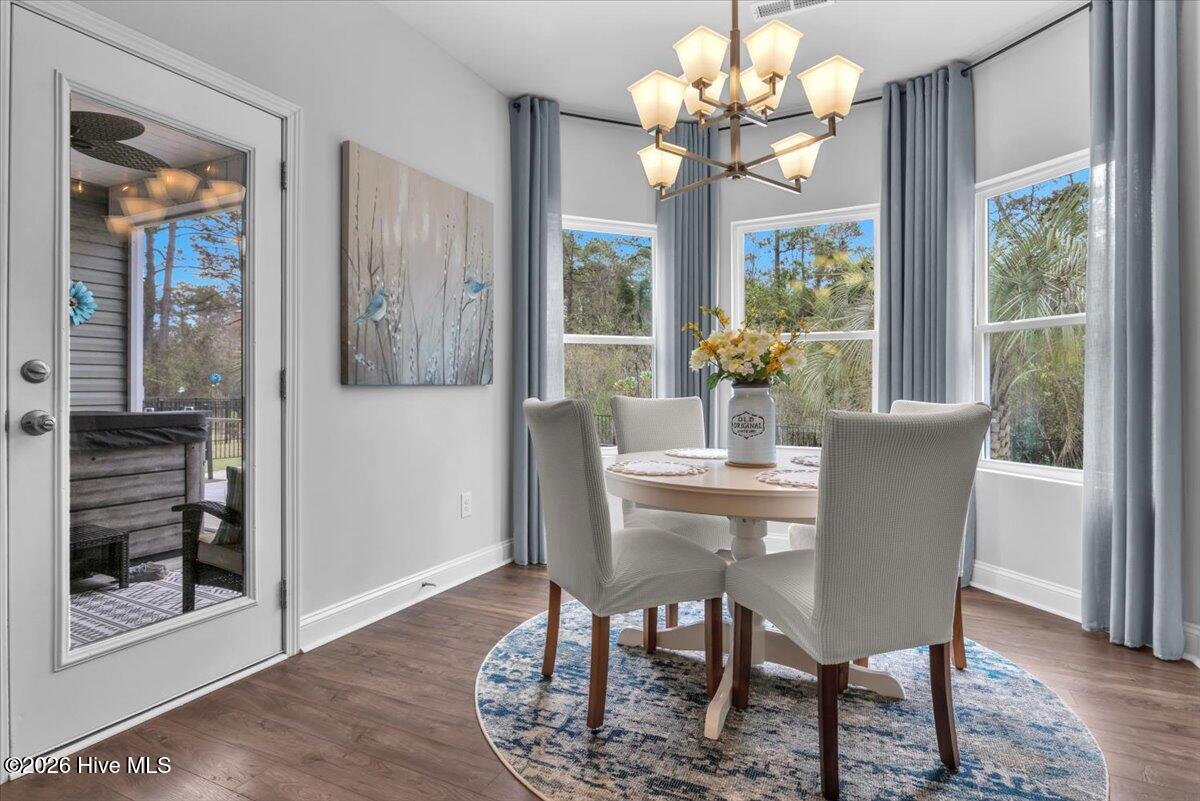 100560173 | Photo 31