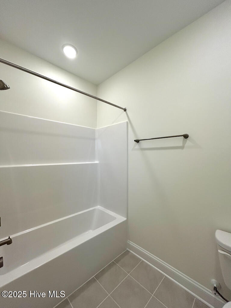 100510168 | Photo 62