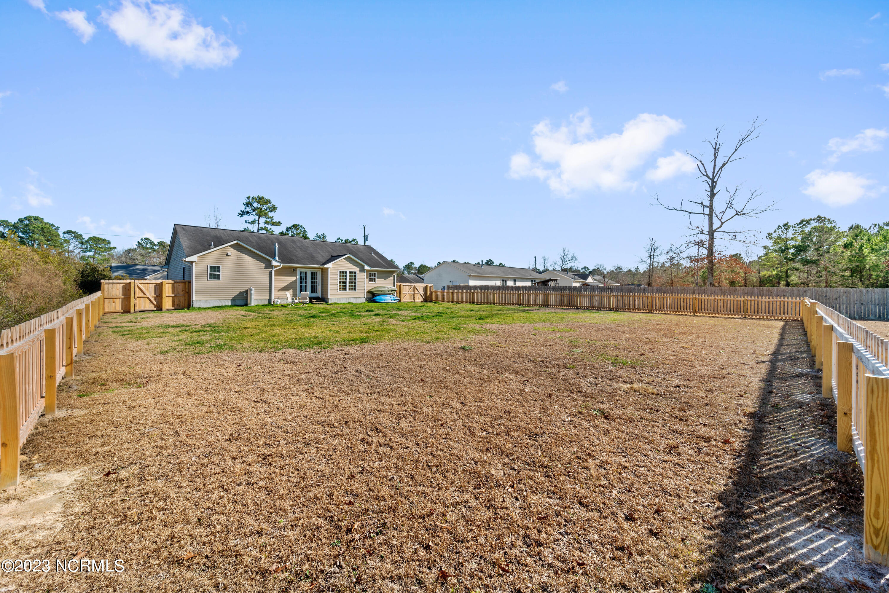 100543901 | Photo 19