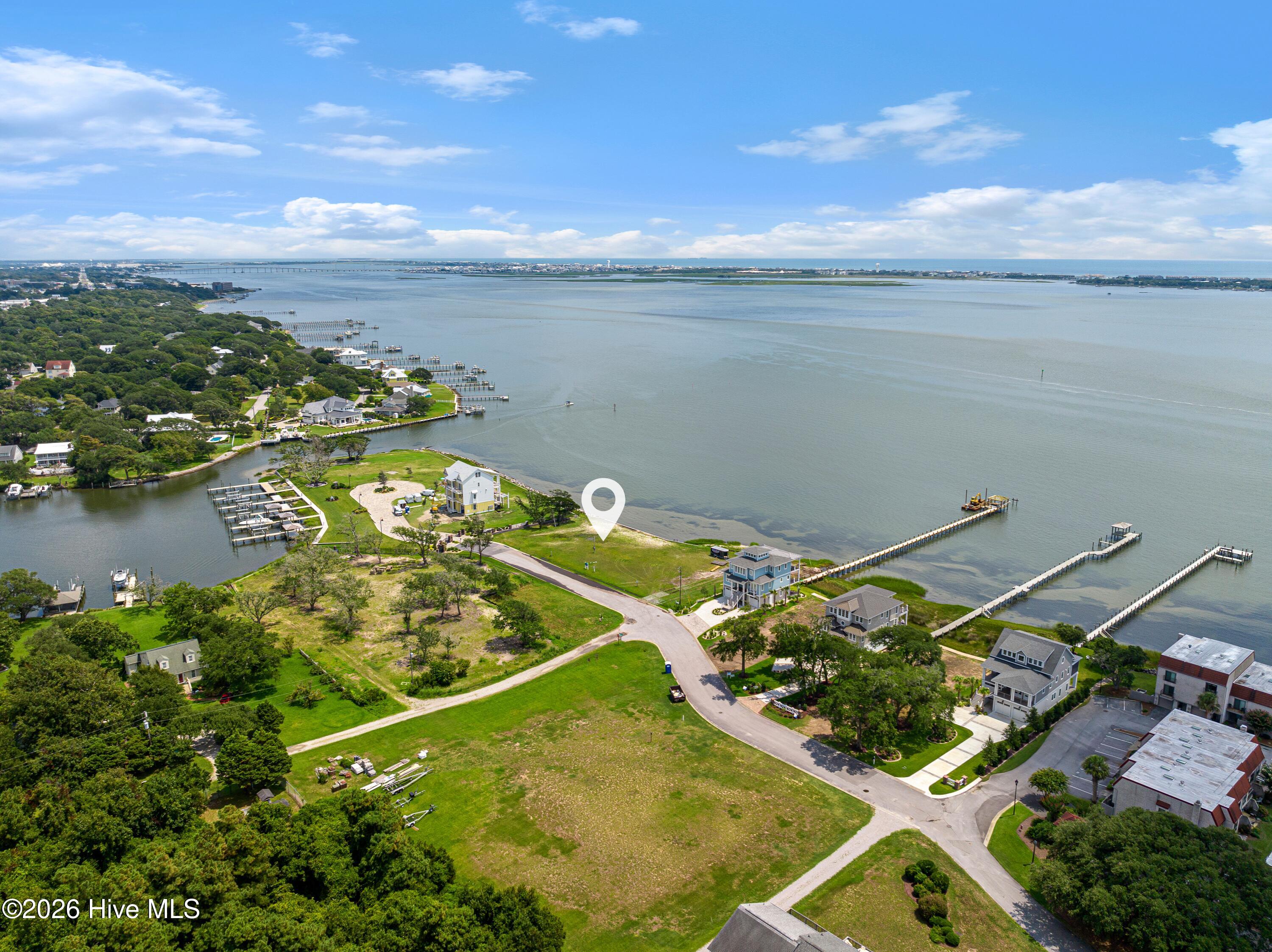 4729 S Shore Drive,Morehead City