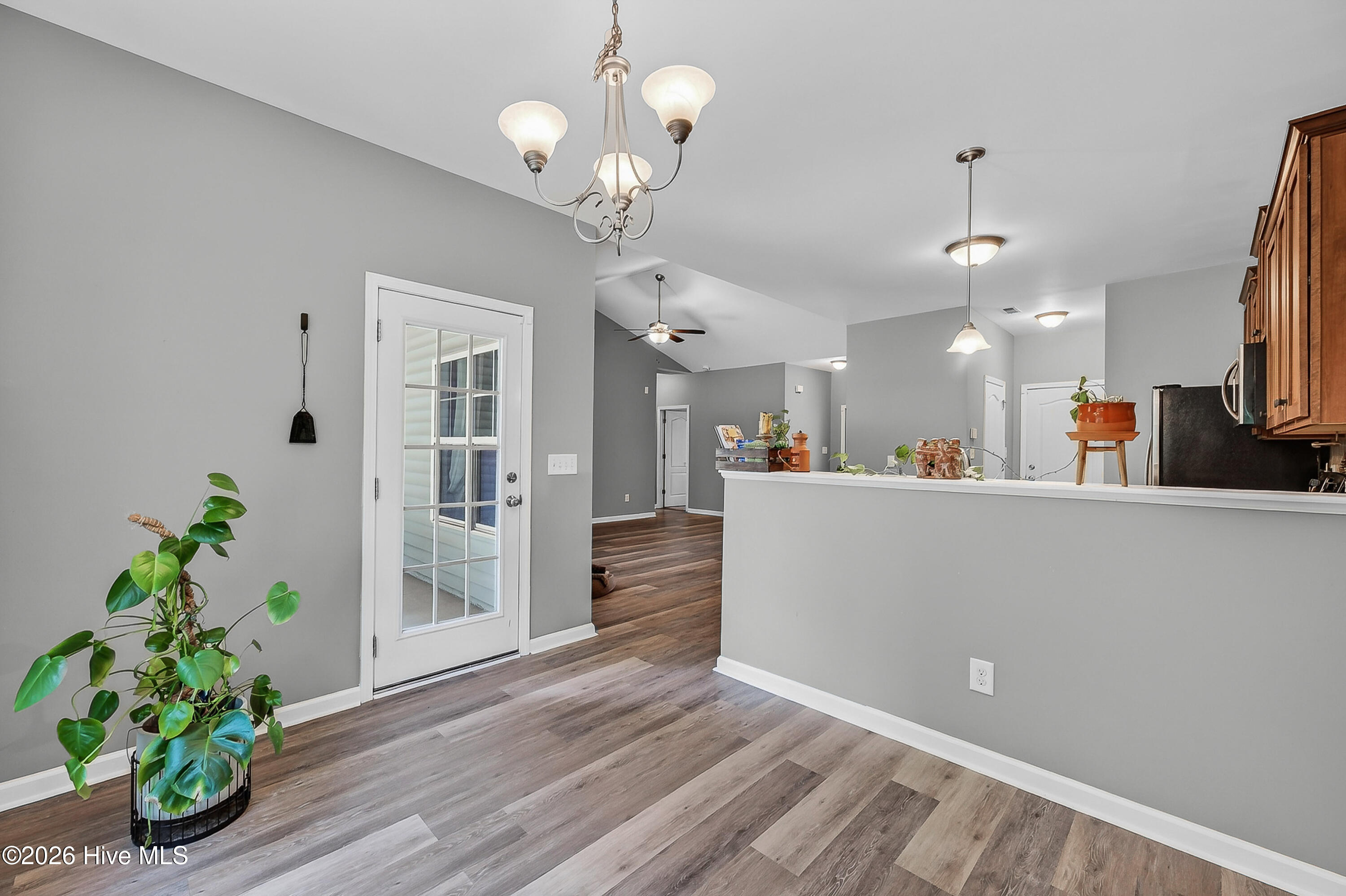 413 Peppermint Drive,Hubert