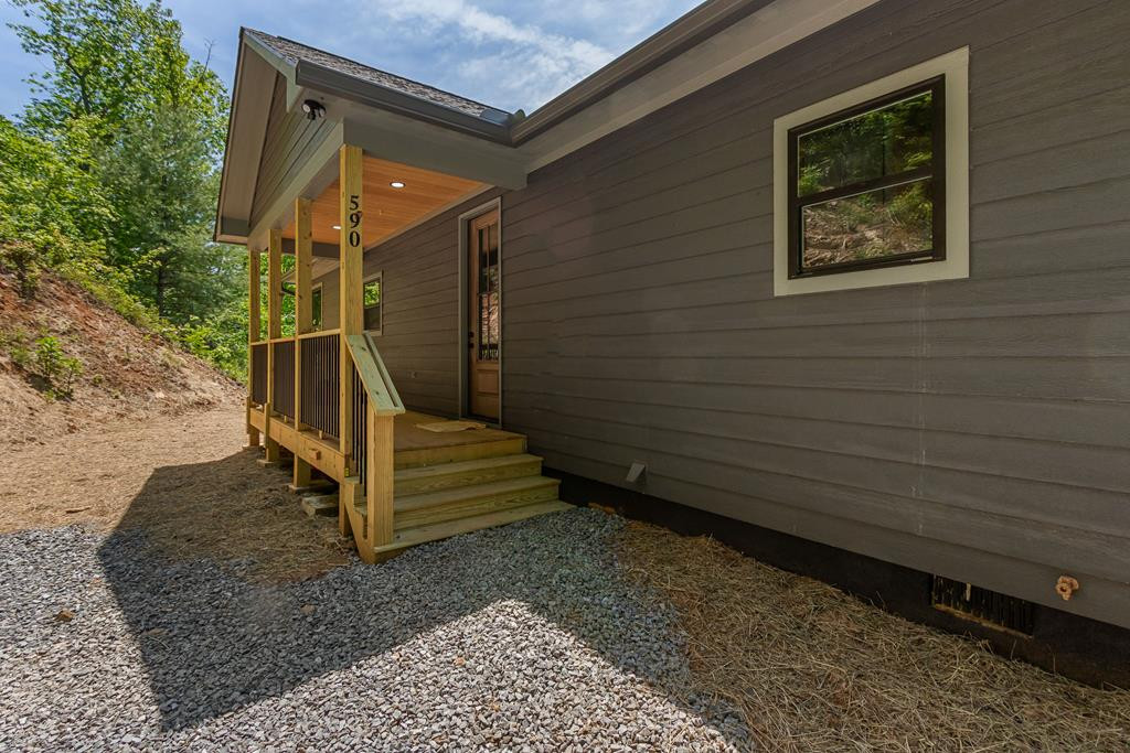 590 Spring Branch Drive, Marble, NC 28905 Listing Photo  6