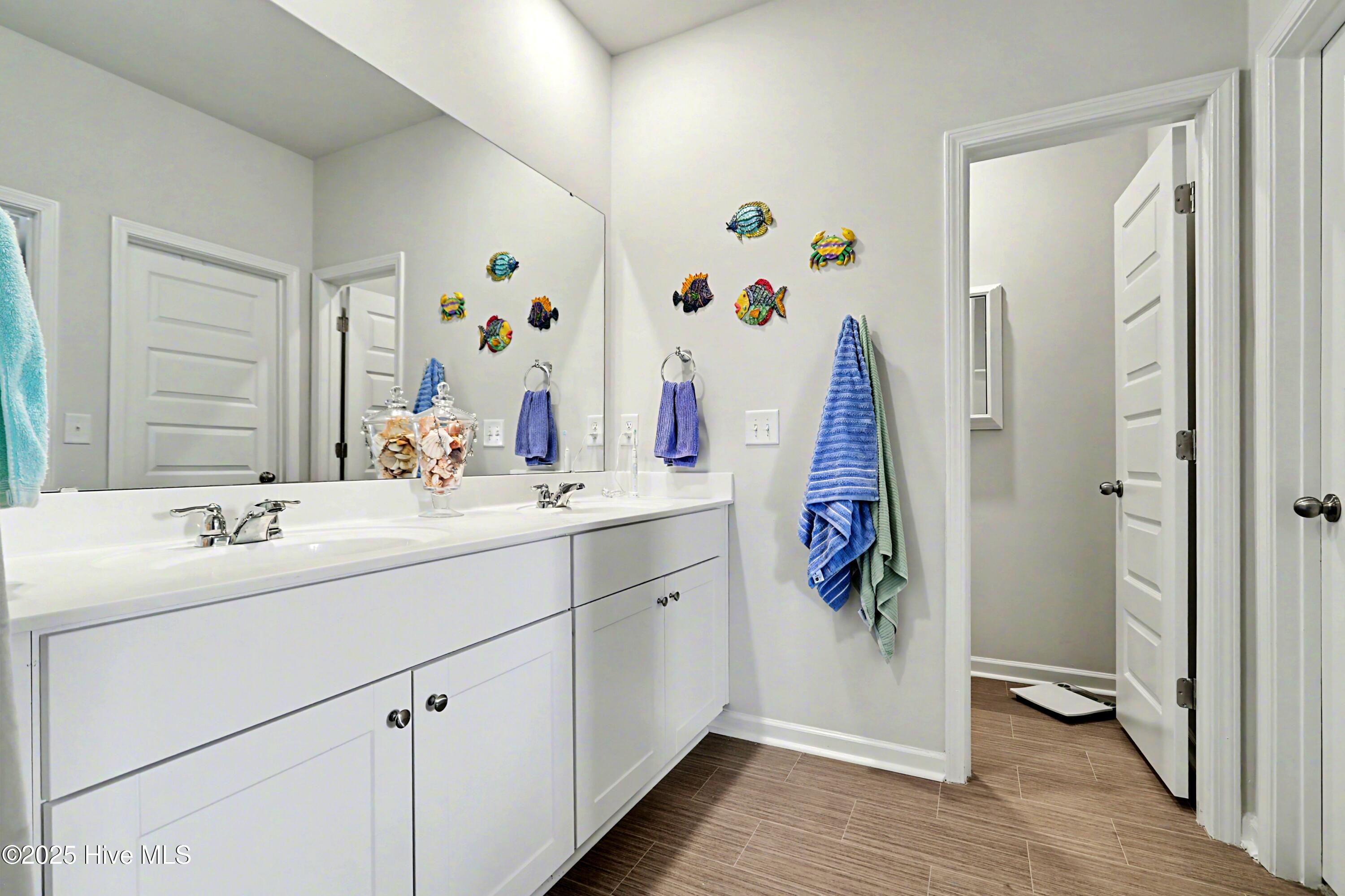 100547065 | Photo 20