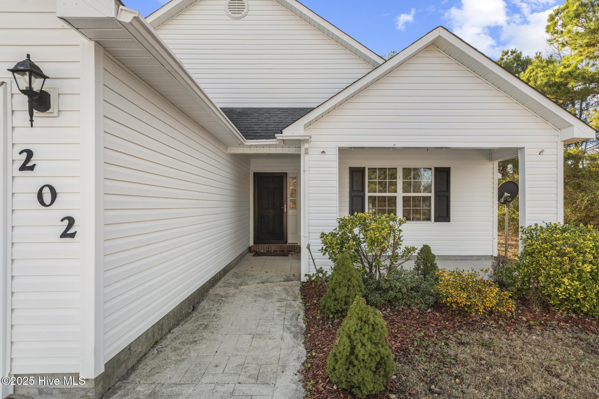 202 Scout Lane, Chinquapin, NC 28521 – photo 3: 425A9344