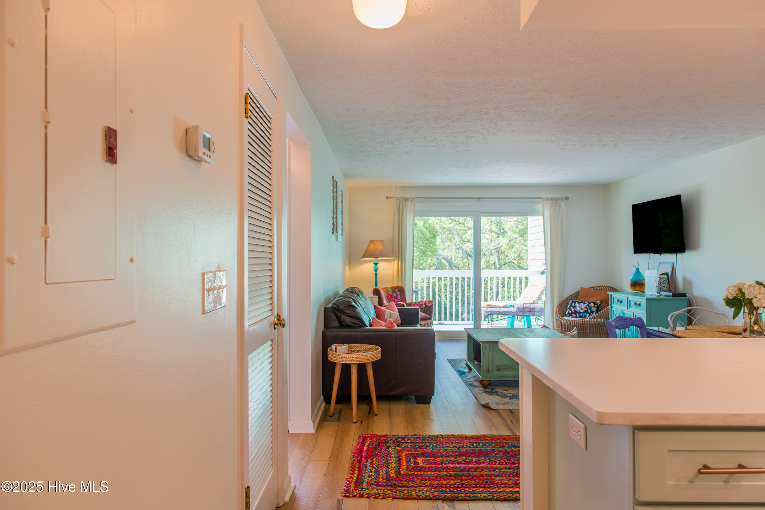 100556360 | Photo 23