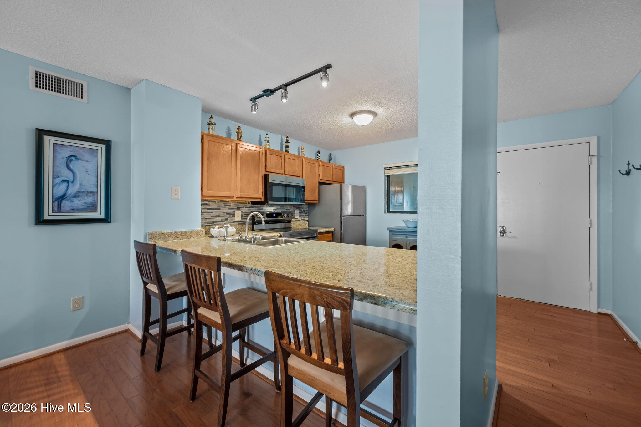 100554978 | Photo 13