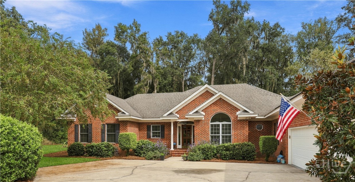 Photo 1 of Single family home for sale at 122 Winterberry Dr, Savannah, GA 31406 | MLS# SA366055 | Listing updated on 2026-10-09