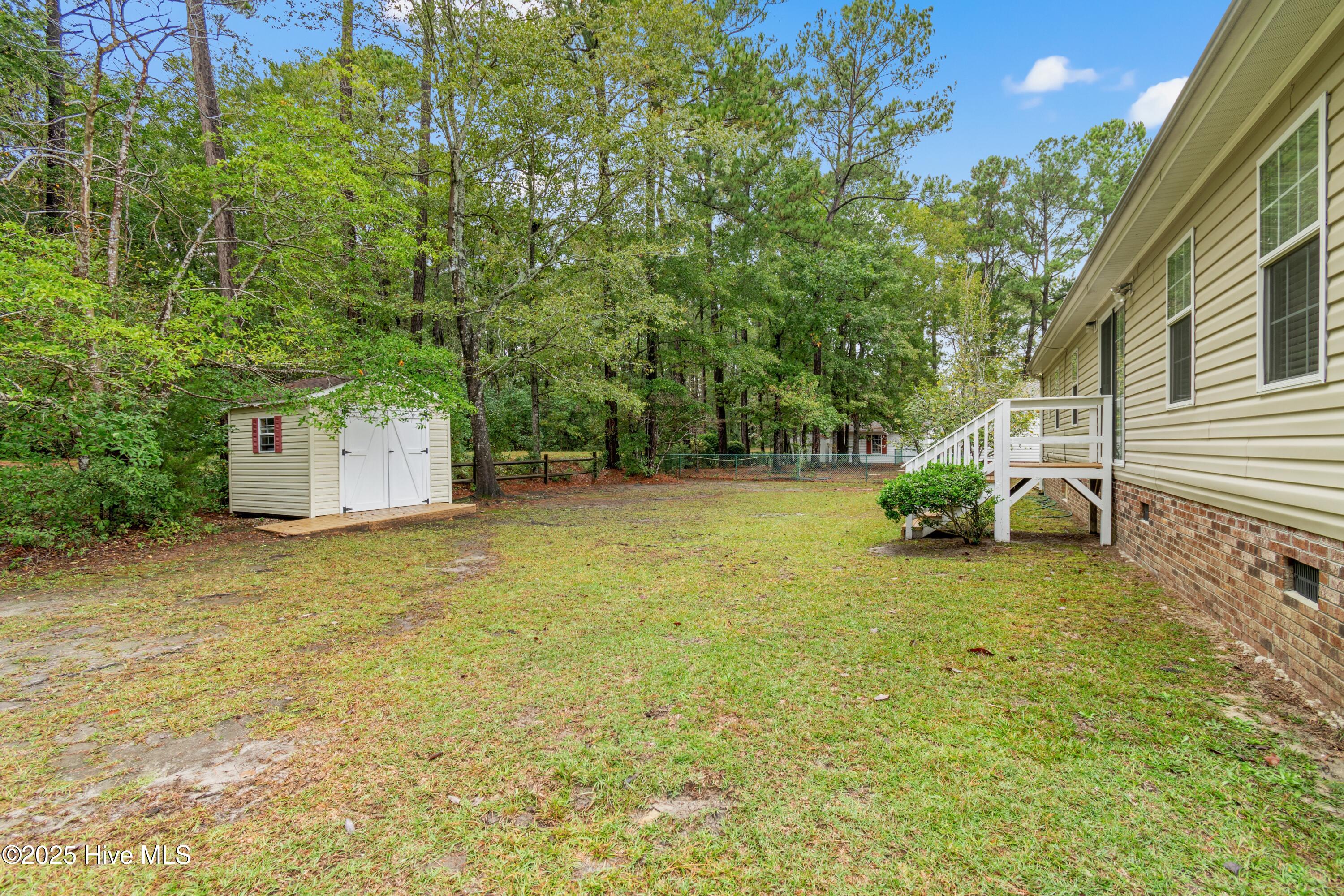 100537026 | Photo 32