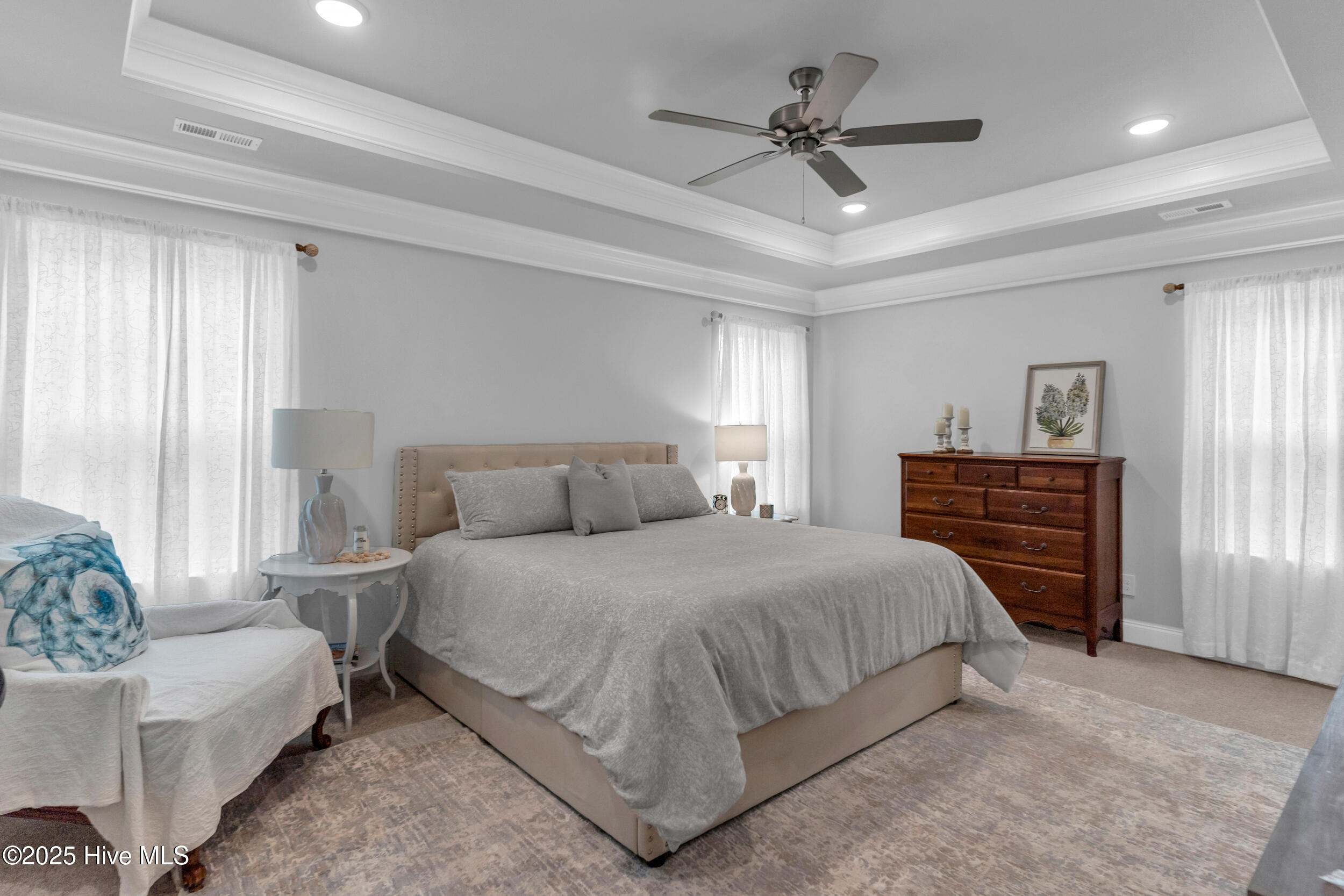 100524627 | Photo 11