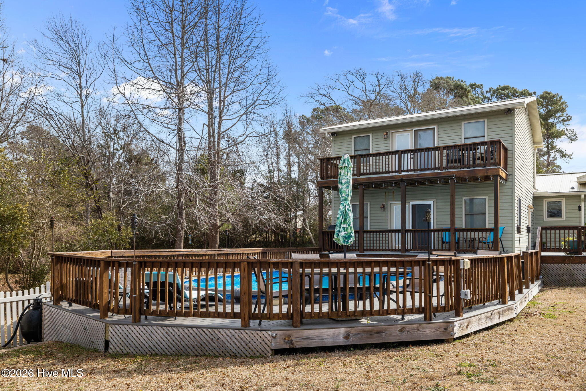 100558947 | Photo 37