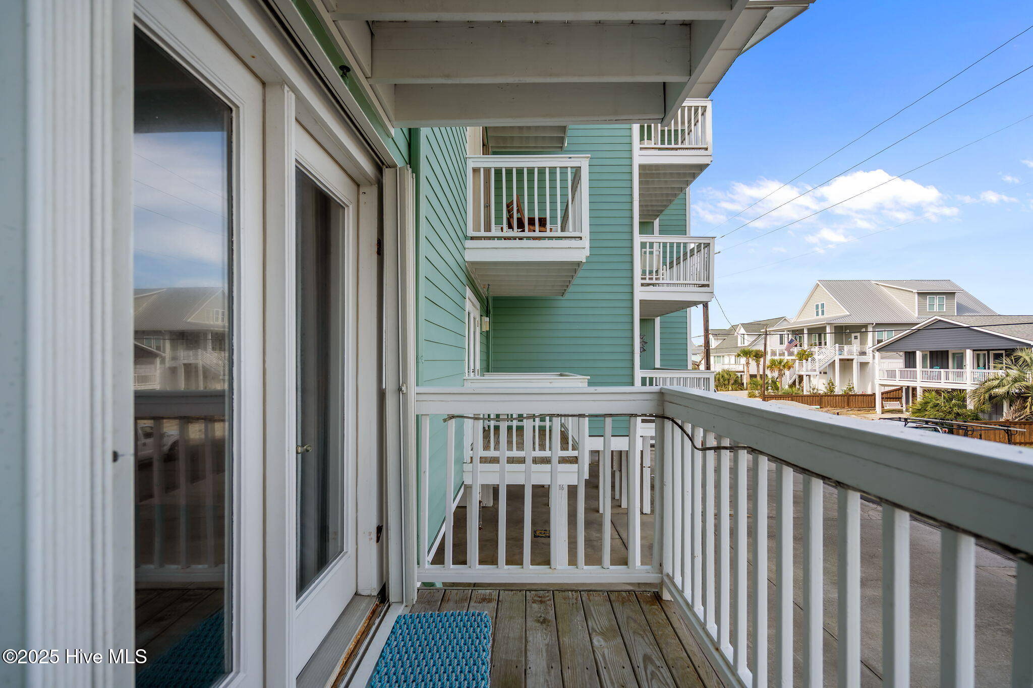 111 Florida Avenue UNIT Apt 3, Carolina Beach, NC, 28428