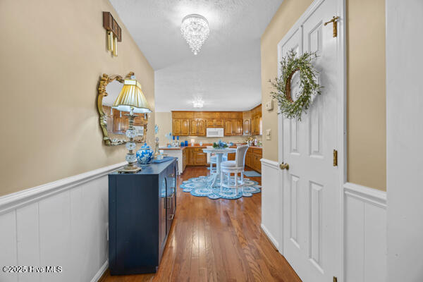 100540633 | Photo 12