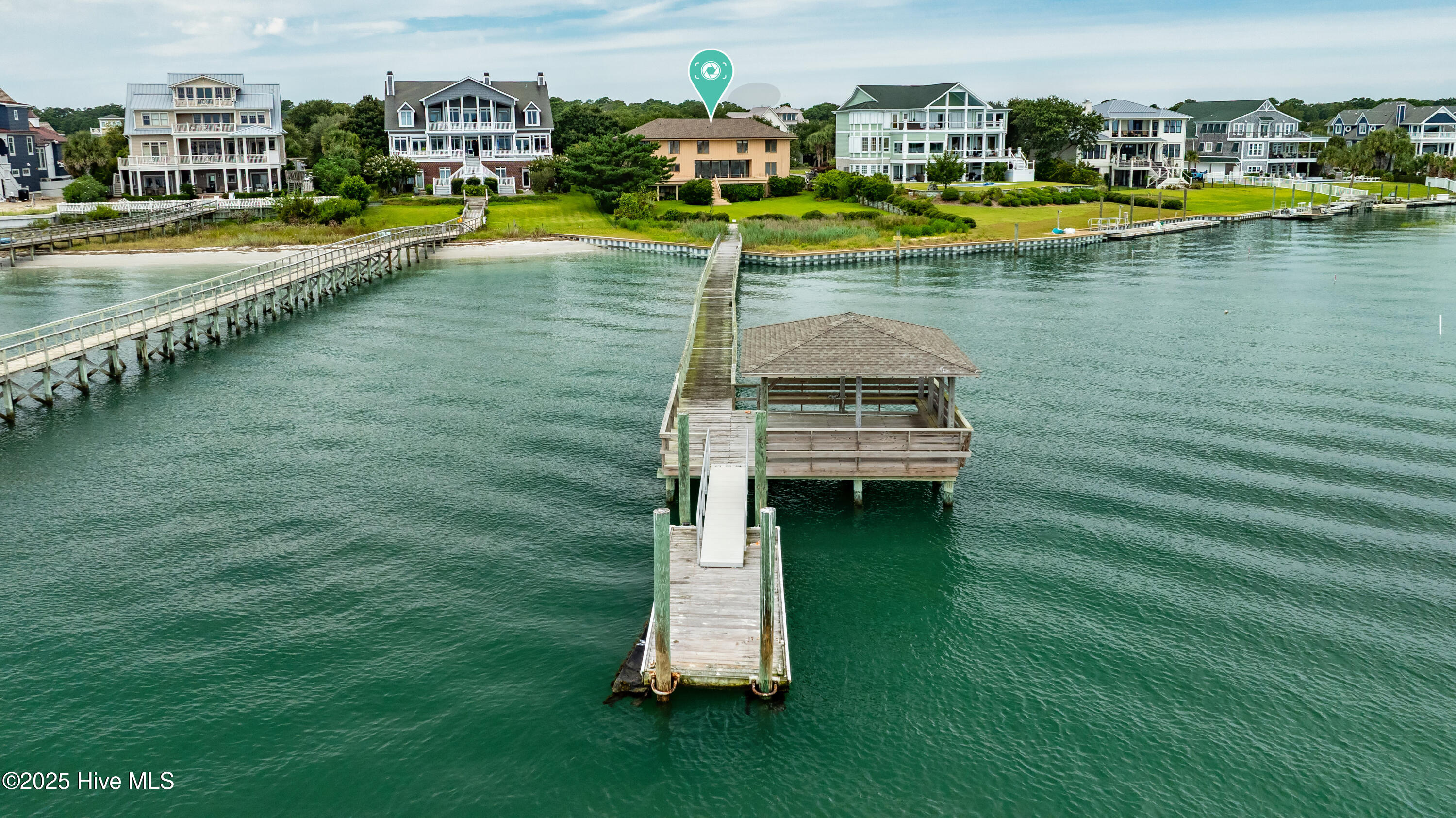 100527389 | Photo 59