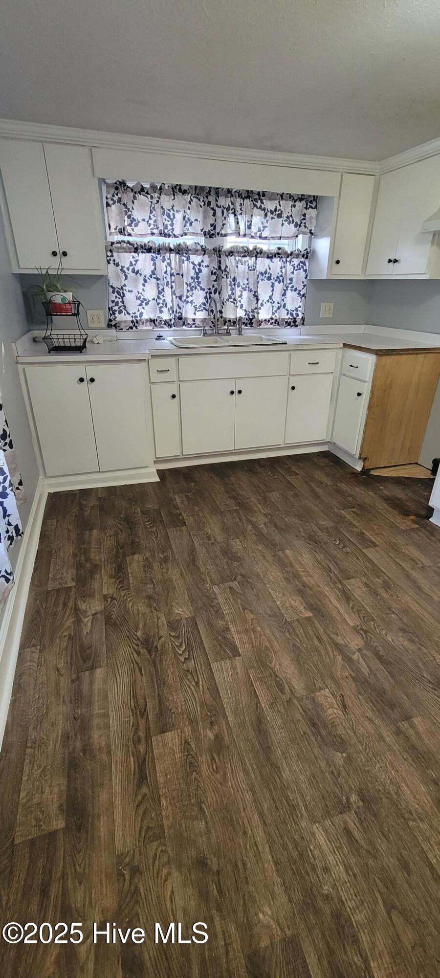 Homes for sale in Mount Olive, NC | 407 S Johnson St, Mount Olive, NC 28365 | MLS# 100531596