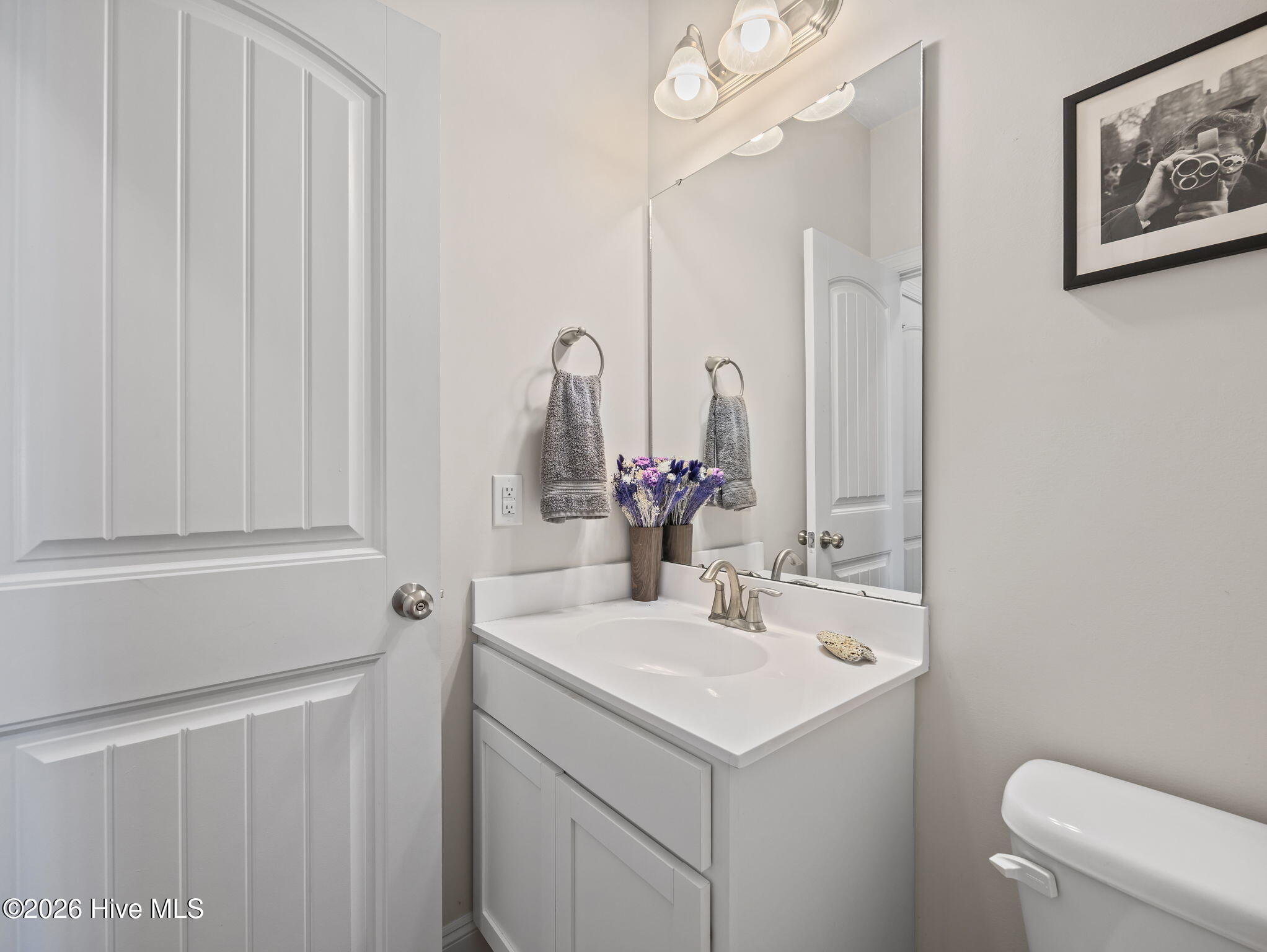 100564865 | Photo 22