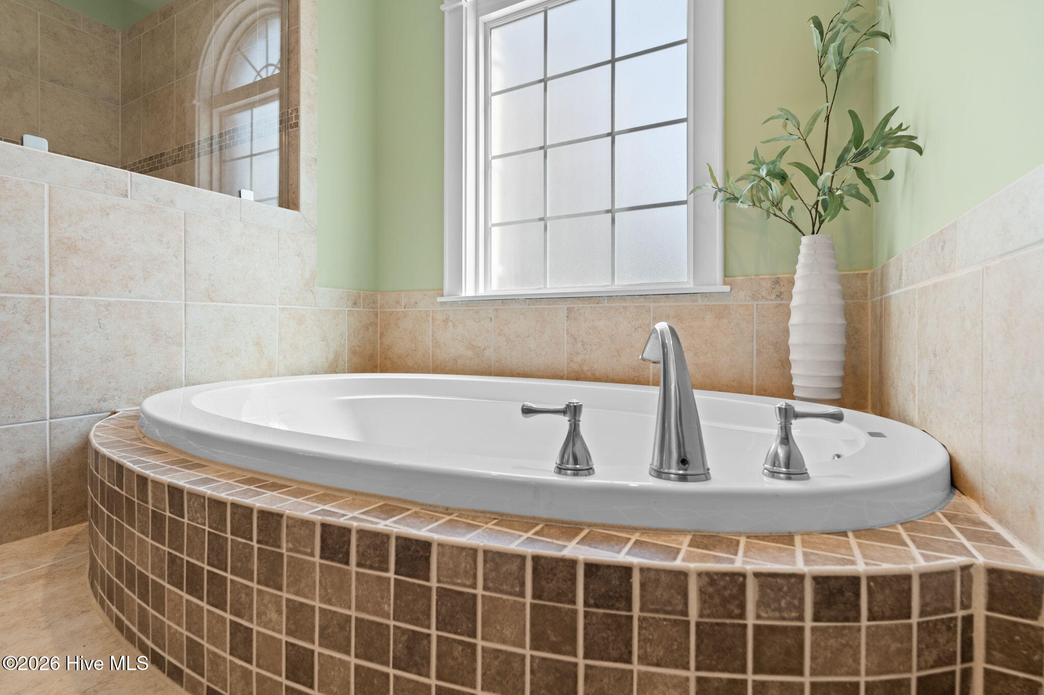 100564903 | Photo 31