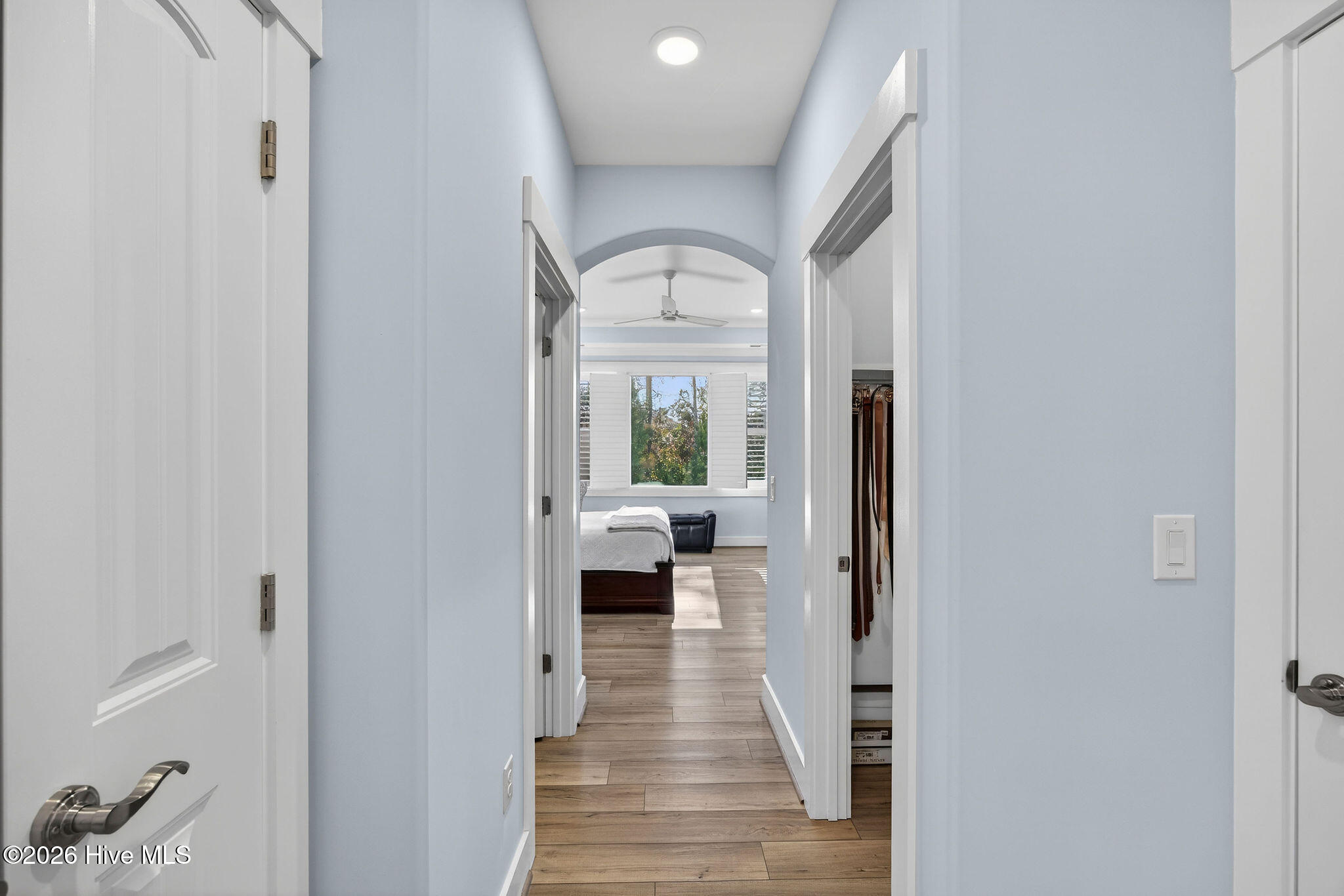 100554107 | Photo 27