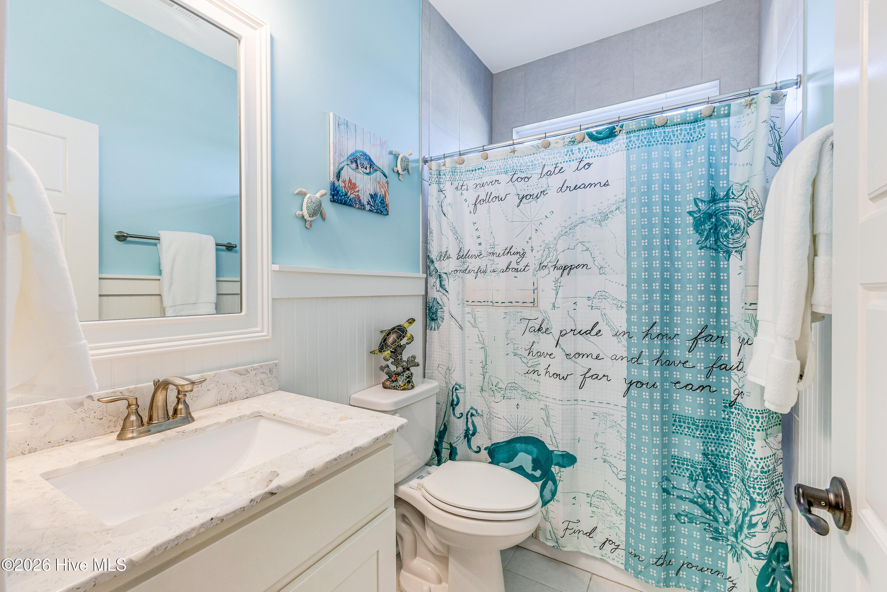 100566164 | Photo 22