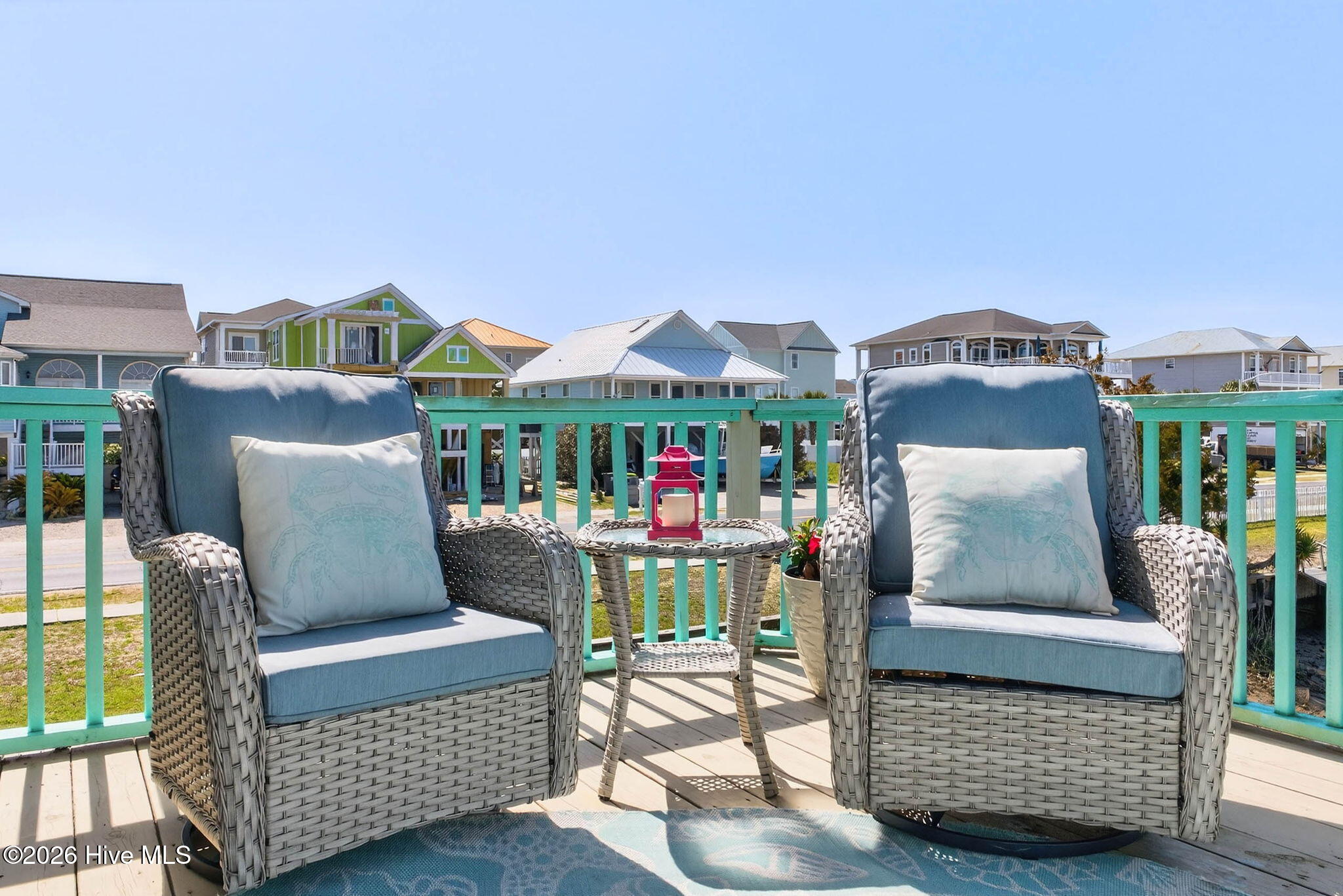 100560739 | Photo 30