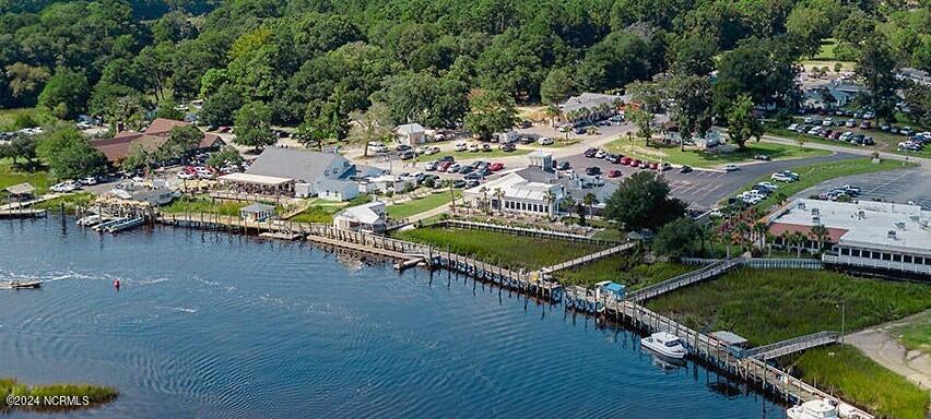 100454003 | Photo 13