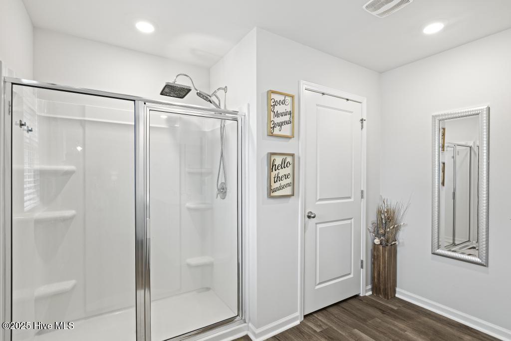 100536703 | Photo 32