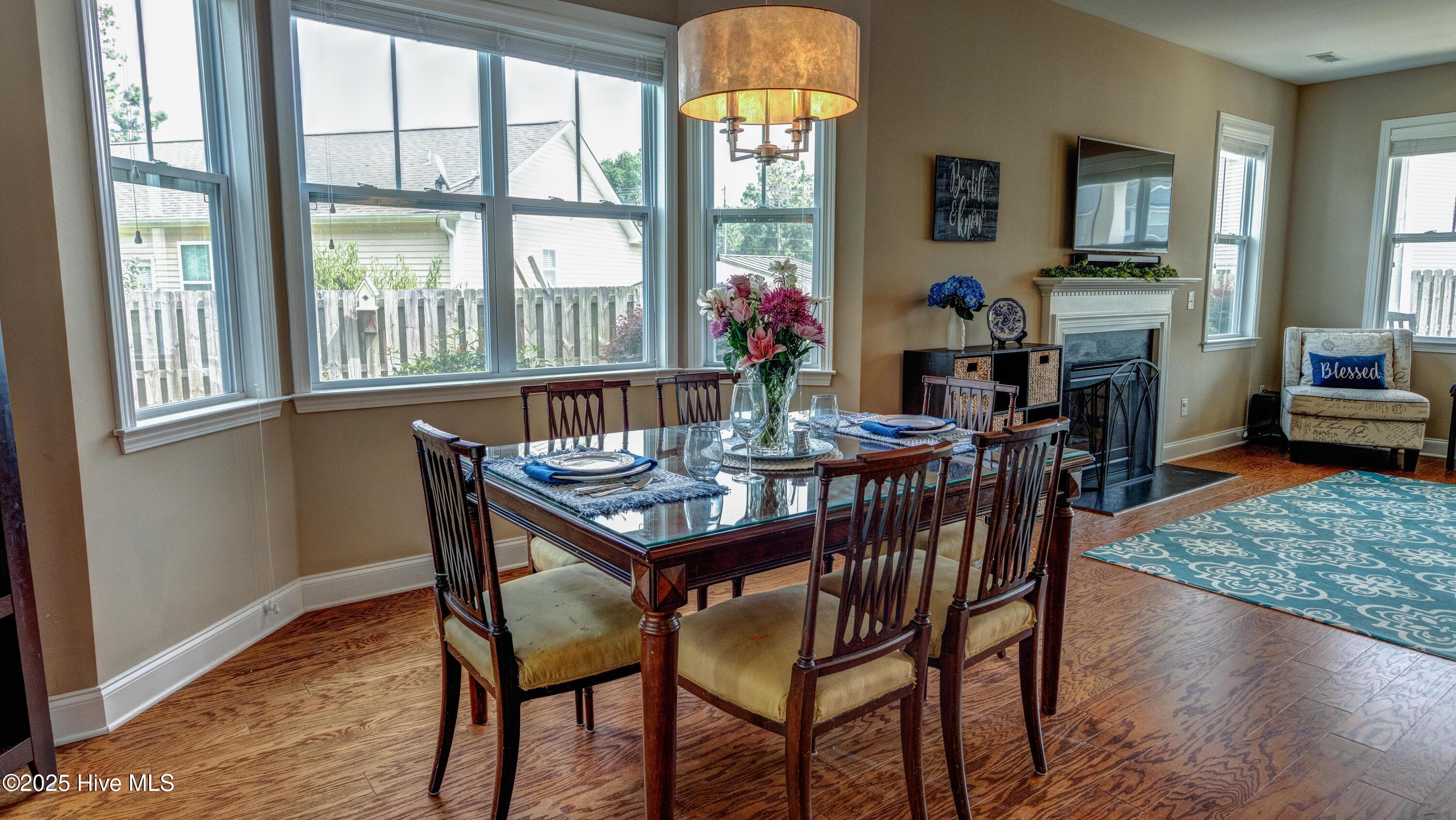 100540832 | Photo 13