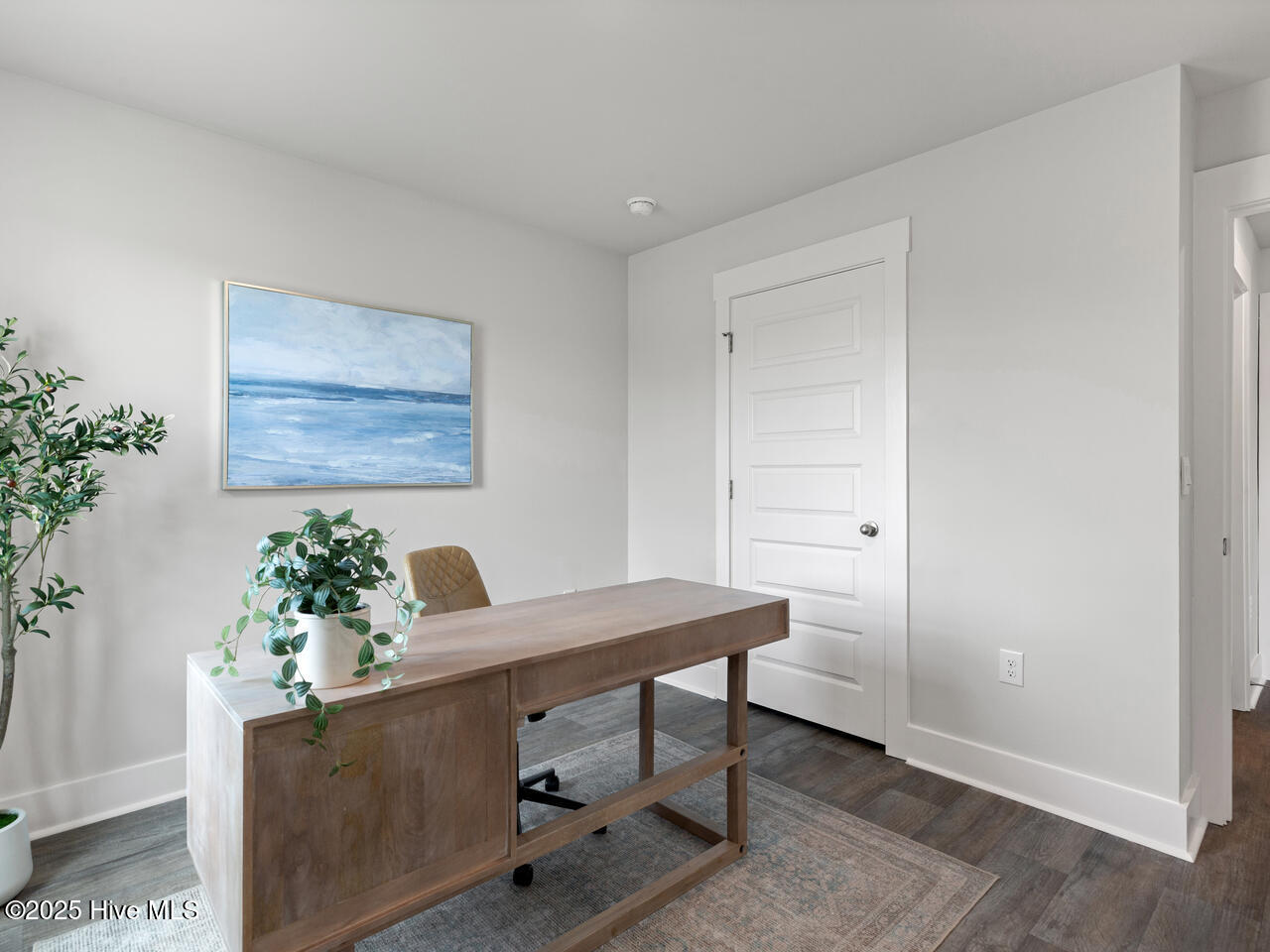 100546882 | Photo 14