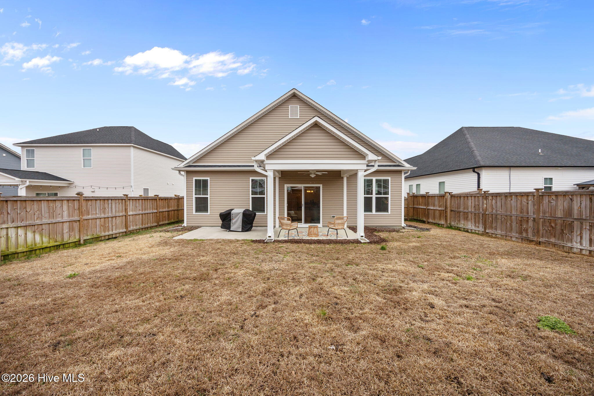 100552532 | Photo 38