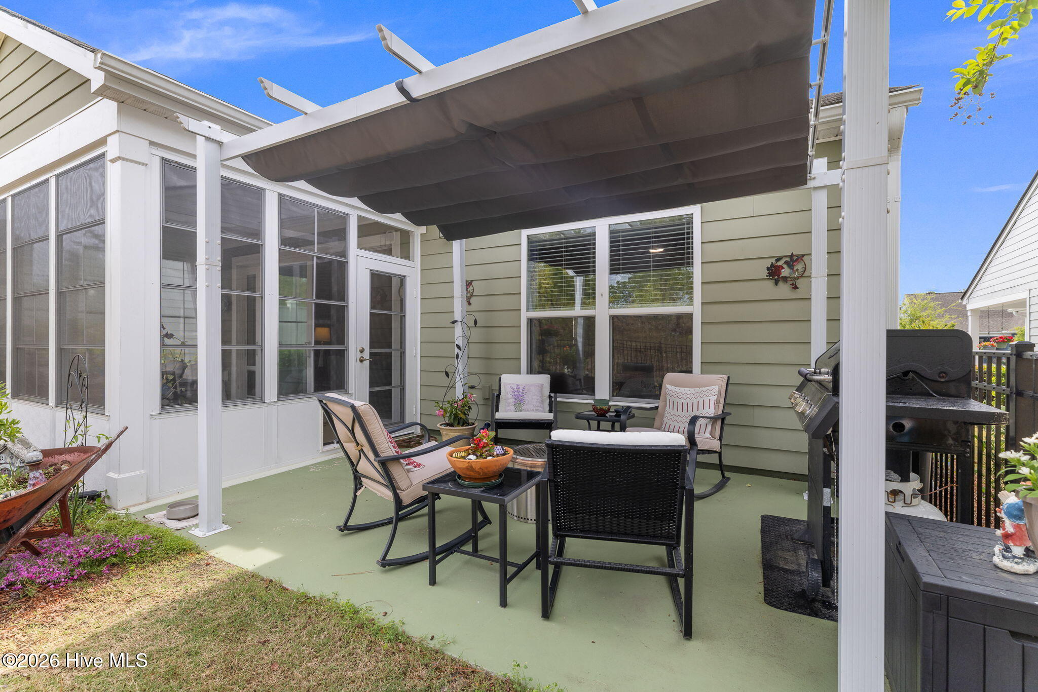 100565858 | Photo 39