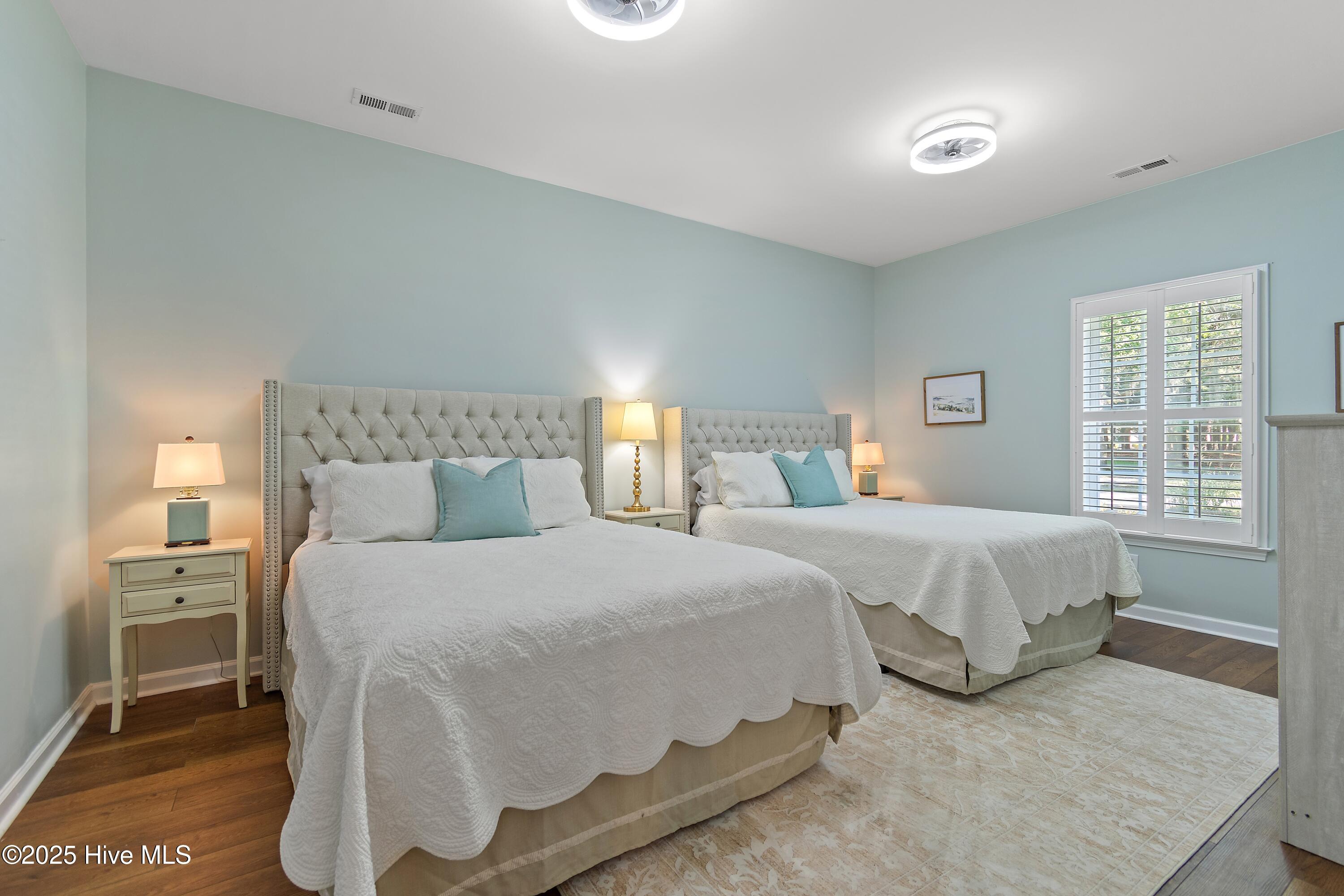 100529208 | Photo 20