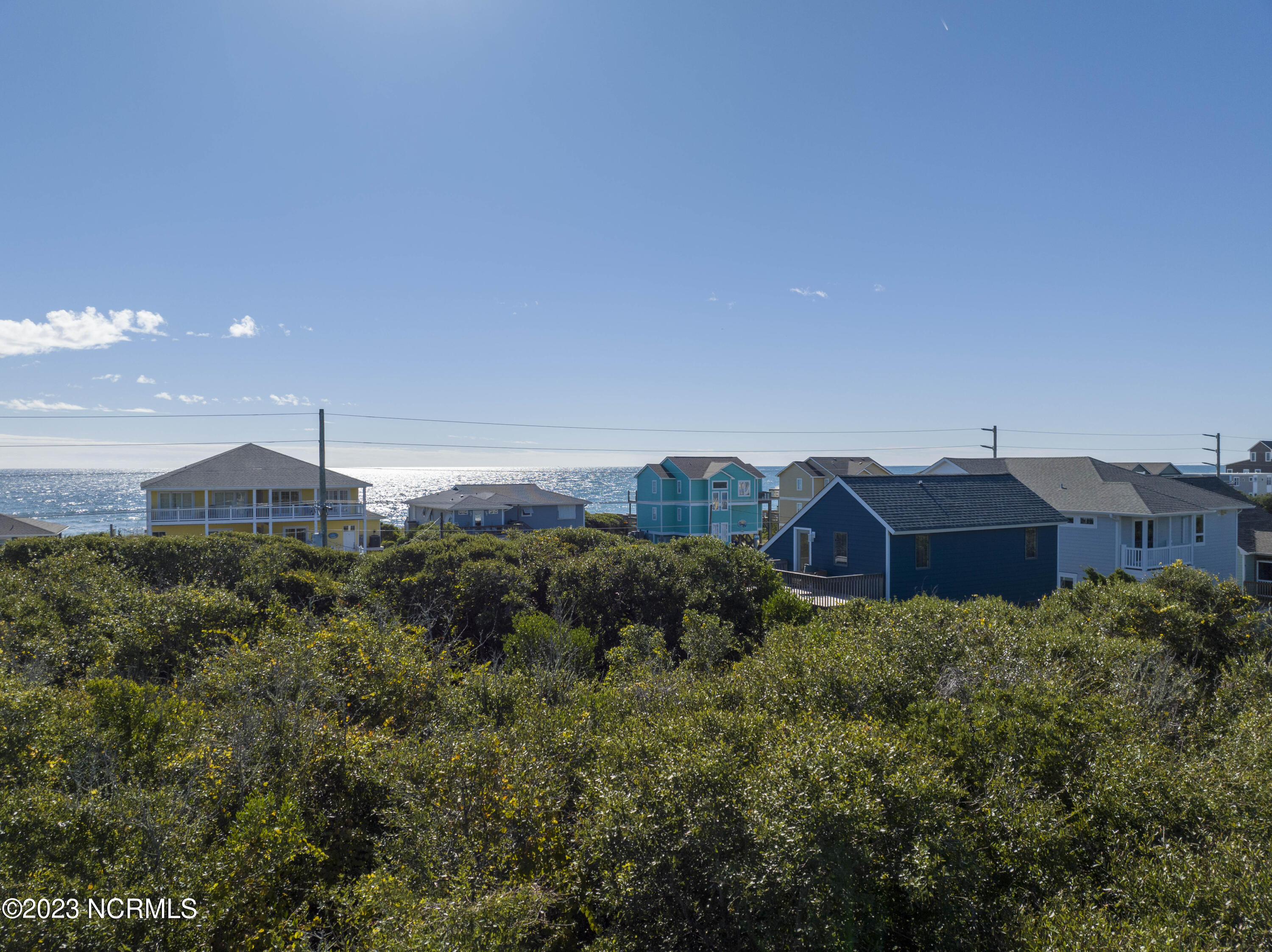 100570104 | Photo 17